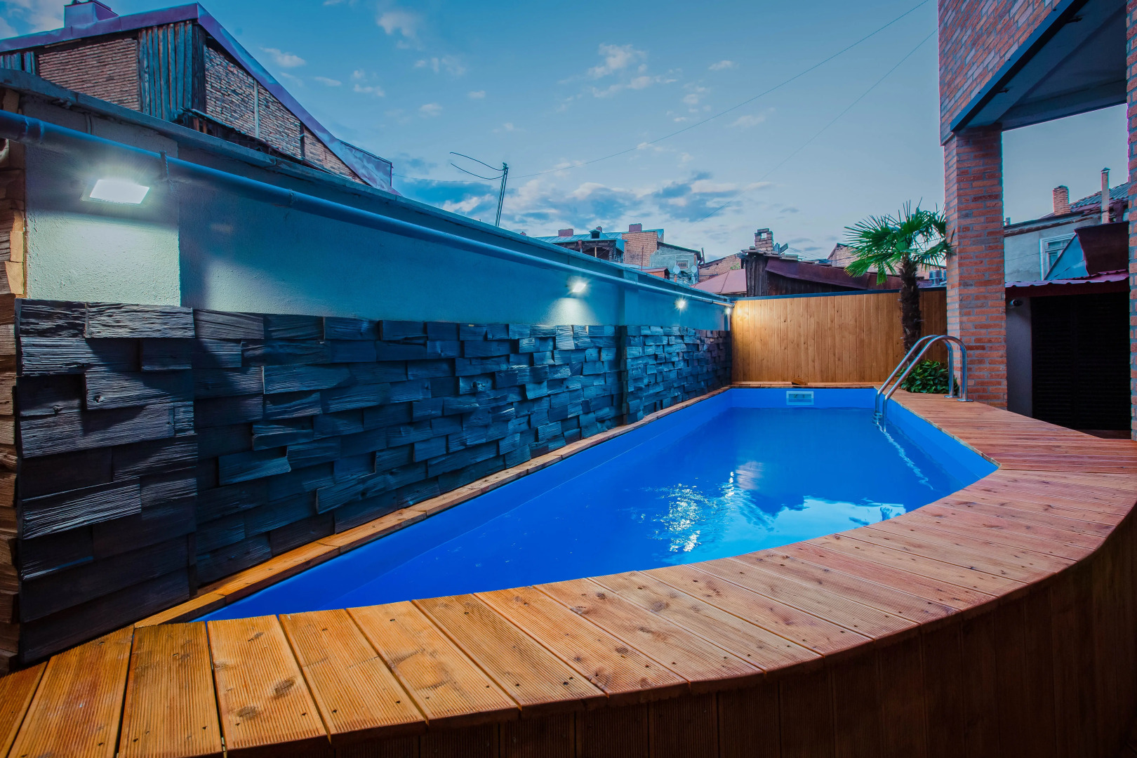 Отель Central Gate Tbilisi Boutique Hotel