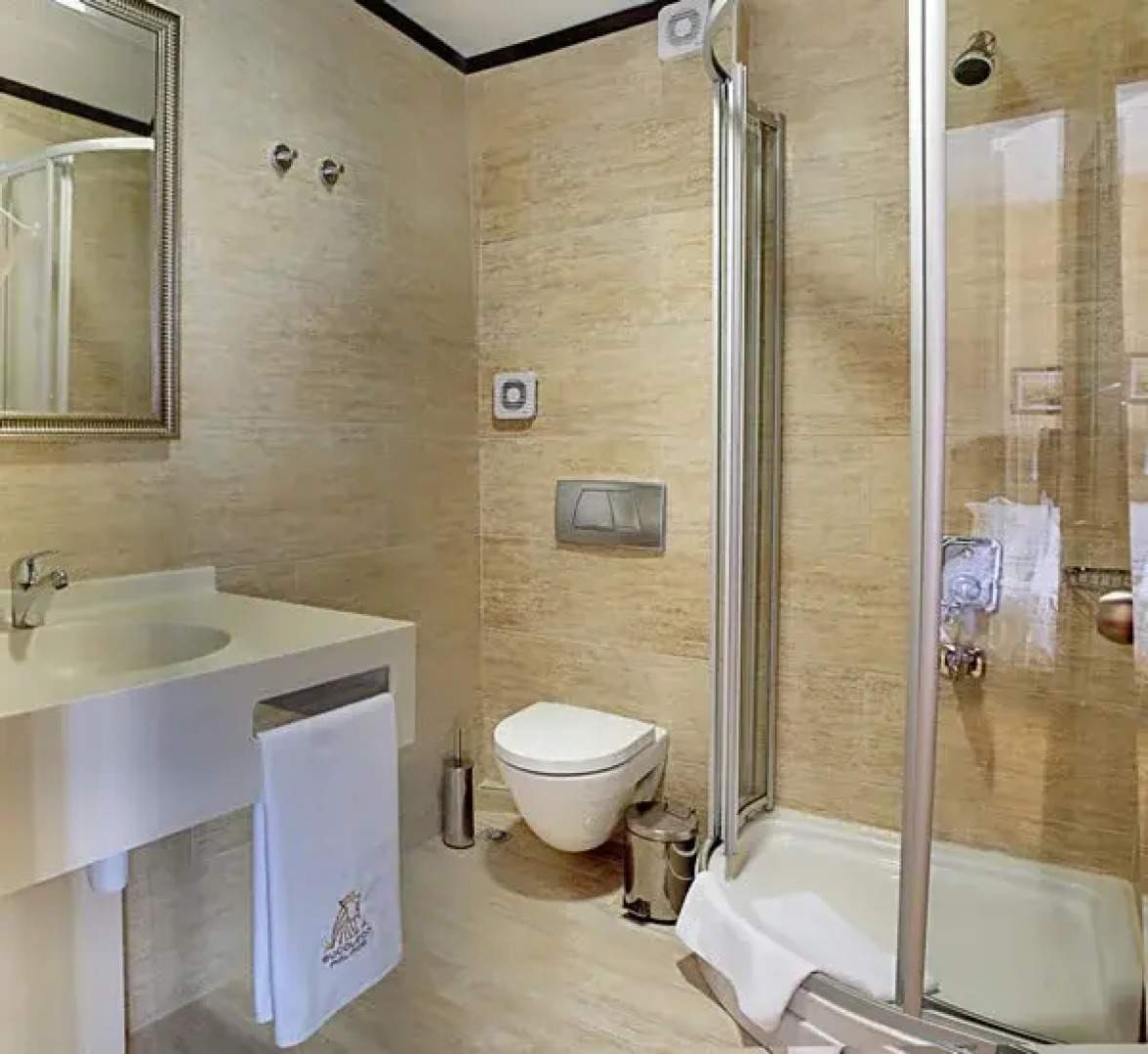 Хостел Bucoleon