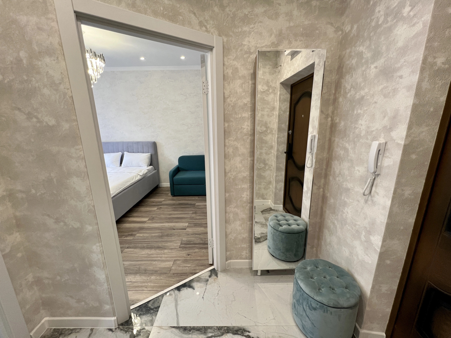 Квартира Элегантная в ЖК Российский рядом со сквером