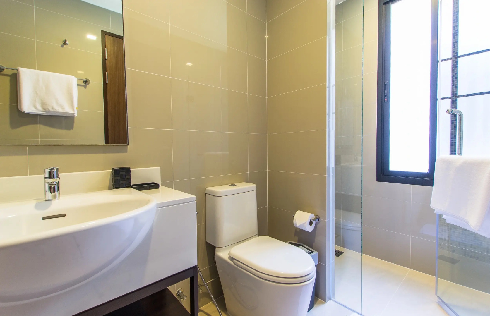 Вилла с 5 спальнями и бассейном рядом с пляжем Бангтао LP-65/45