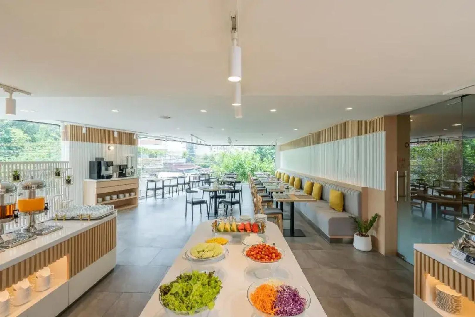 Отель Aster Hotel and Residence