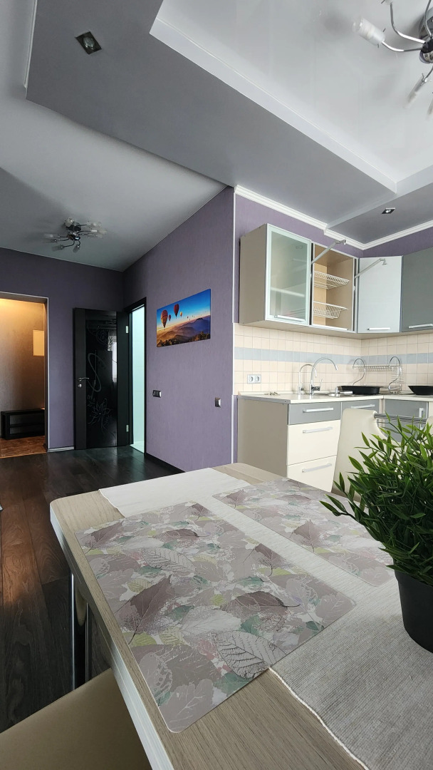 Апартаменты WinWin (ВинВин) в центре на набережной озера Кабан