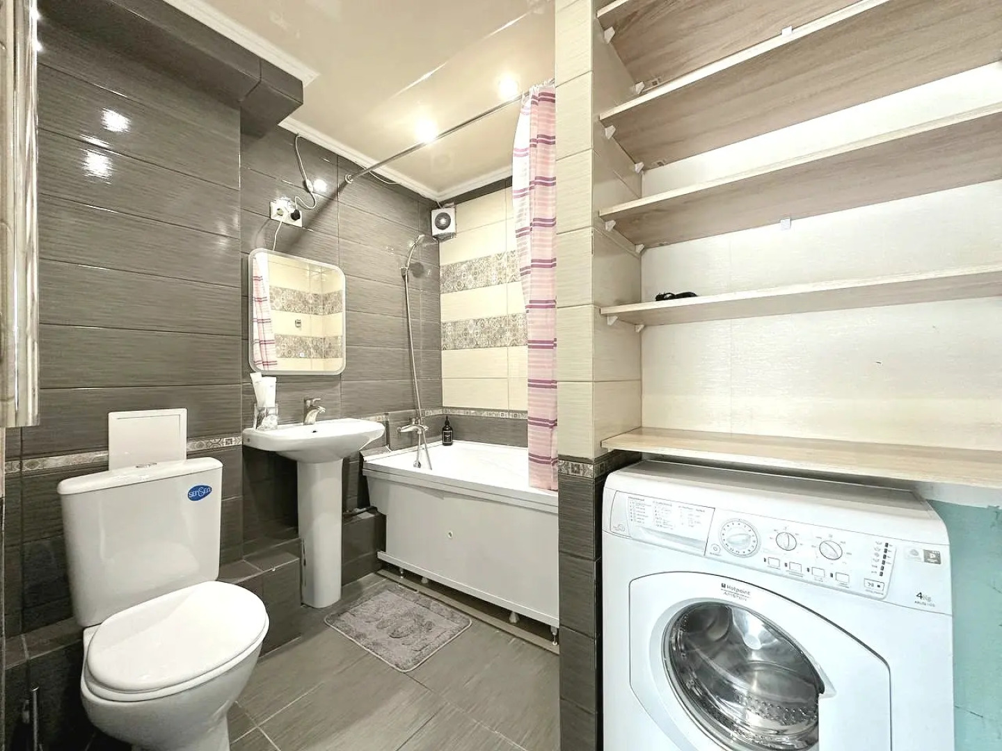 Квартира трёхкомнатная на Пролетарской