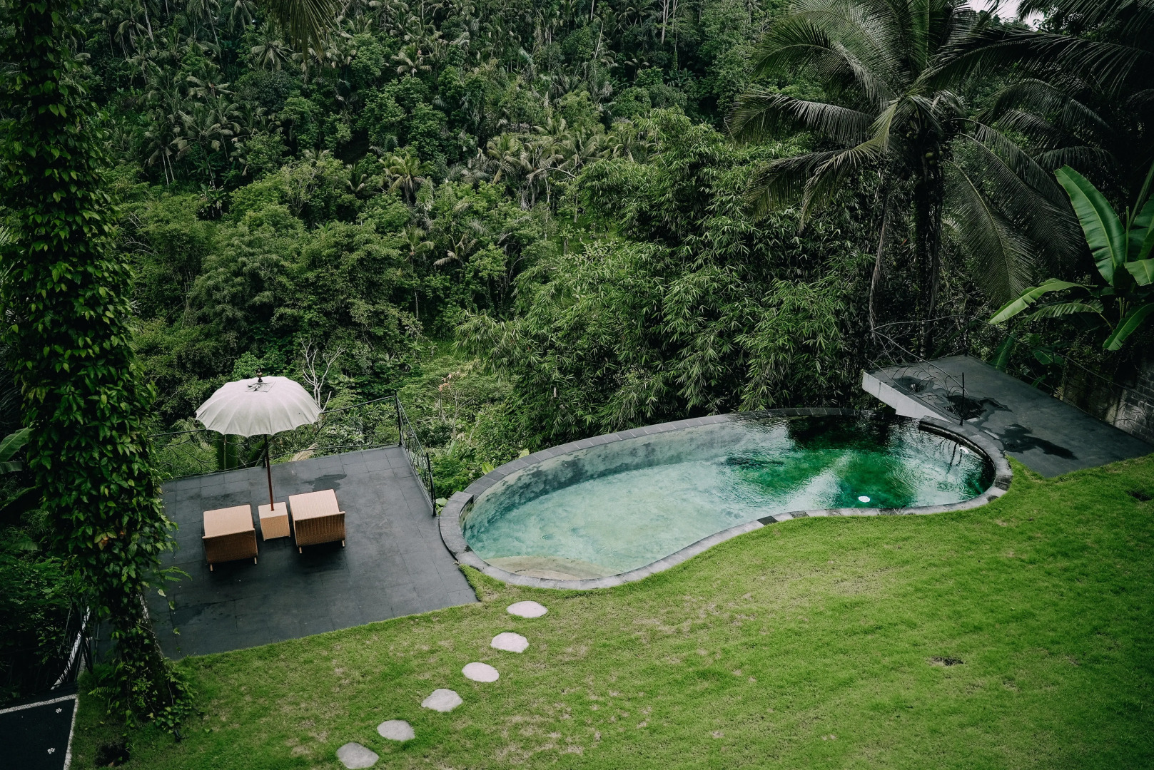 Вилла Serenity Jungle Residence