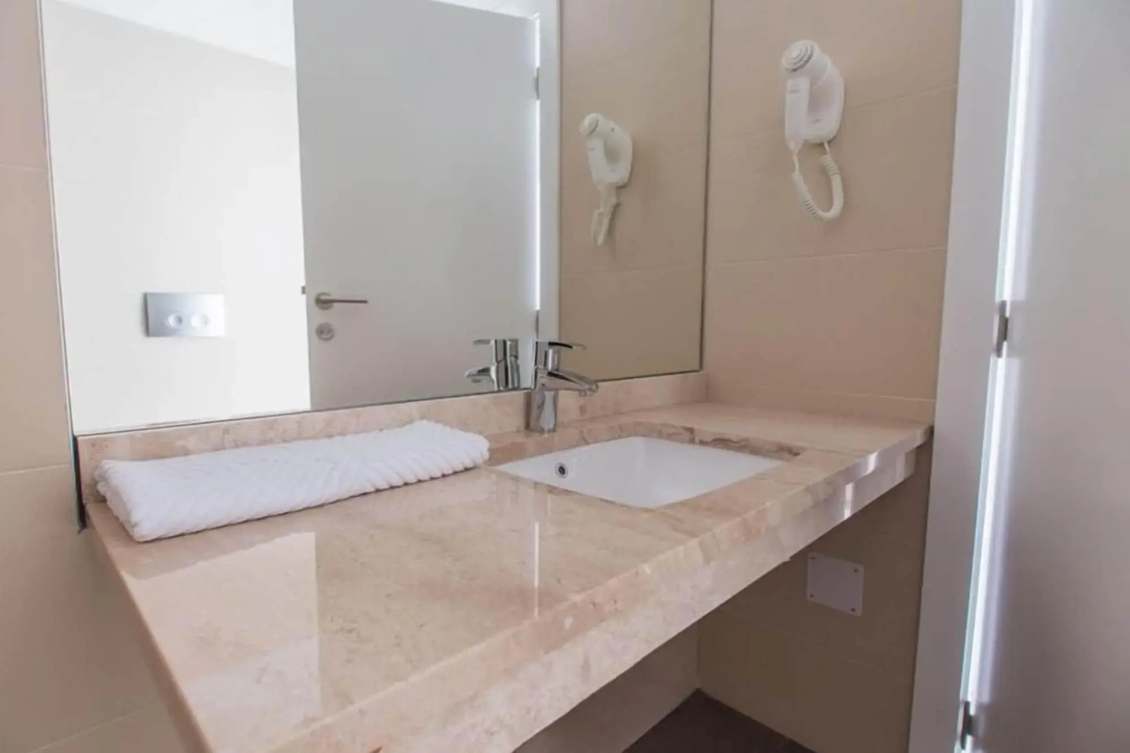 Отель Royal Inn