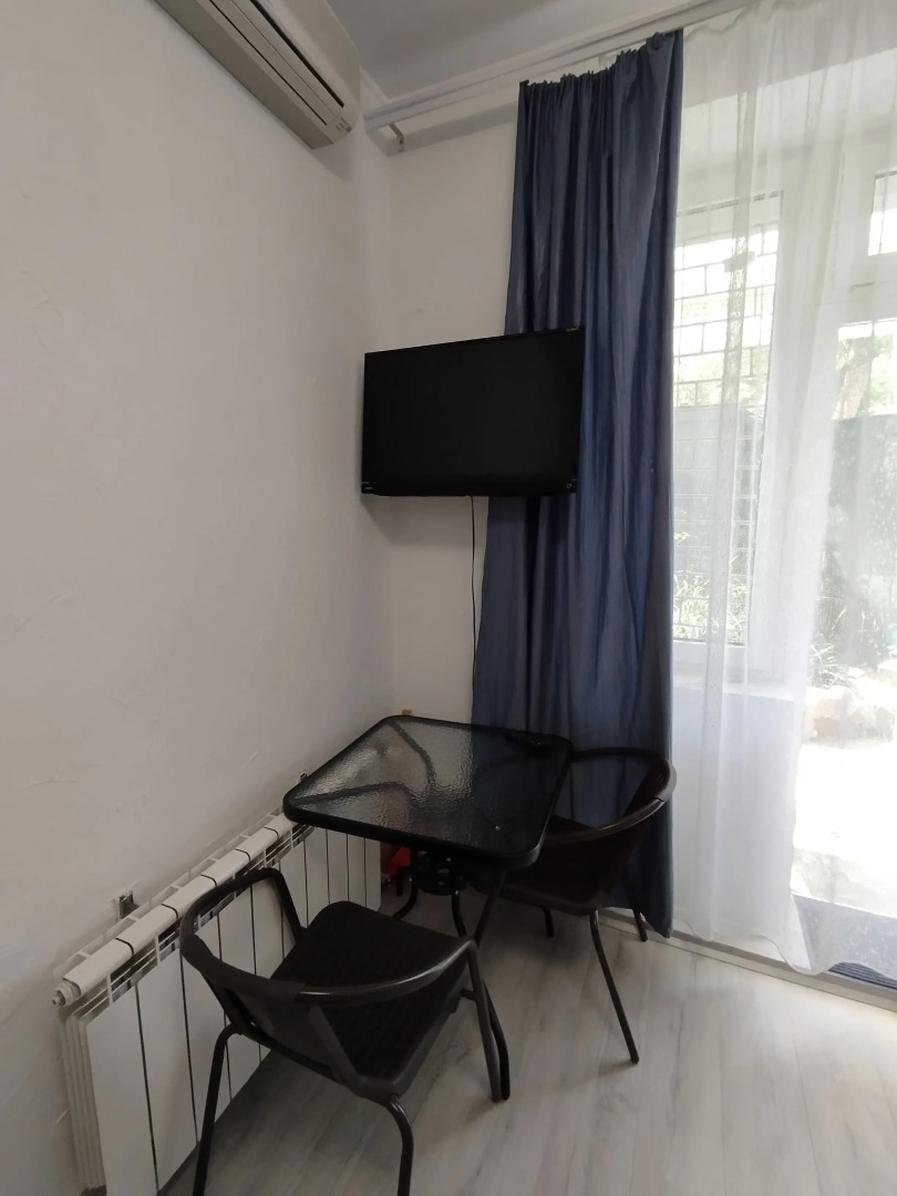 Квартира Студия с террасой в центре