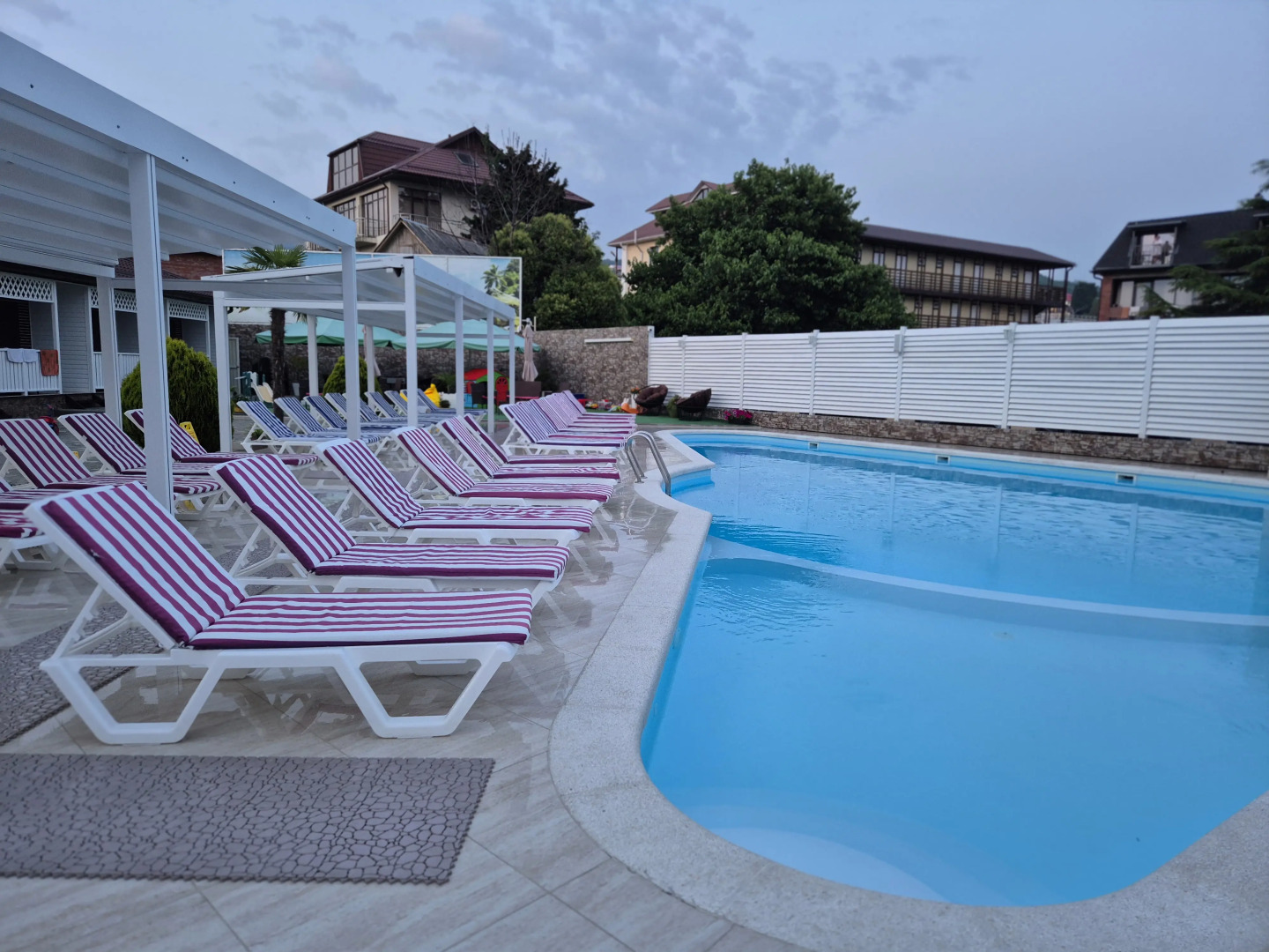 Эмигрант Гостевой Дом