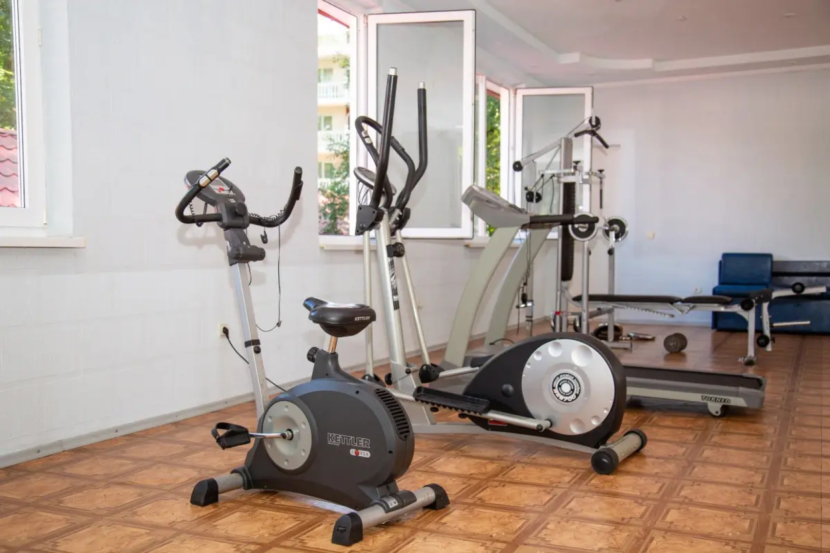 Курортный отель Ателика Сокол