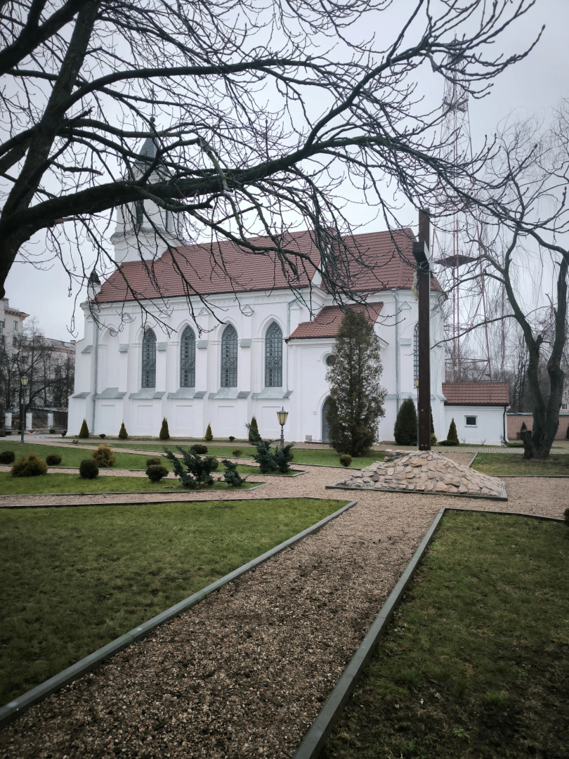 Апартаменты Проспект Независимости 44, Суперцентр, двушка