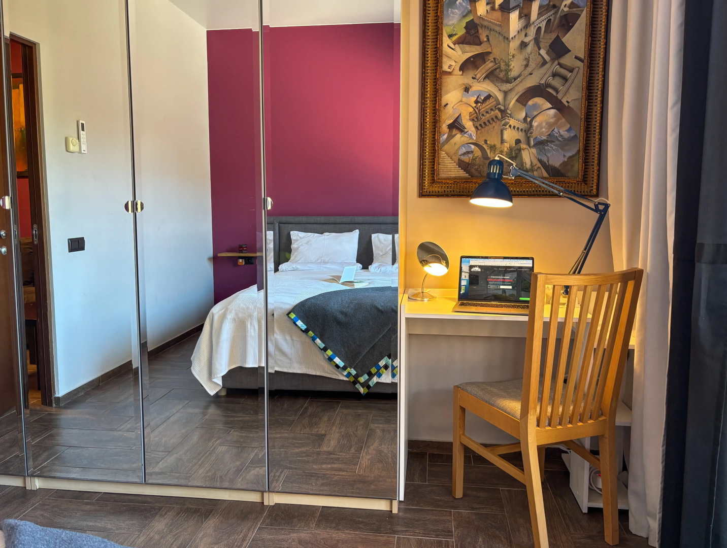 Квартира С отдельной спальней и балконом в центре Поляны