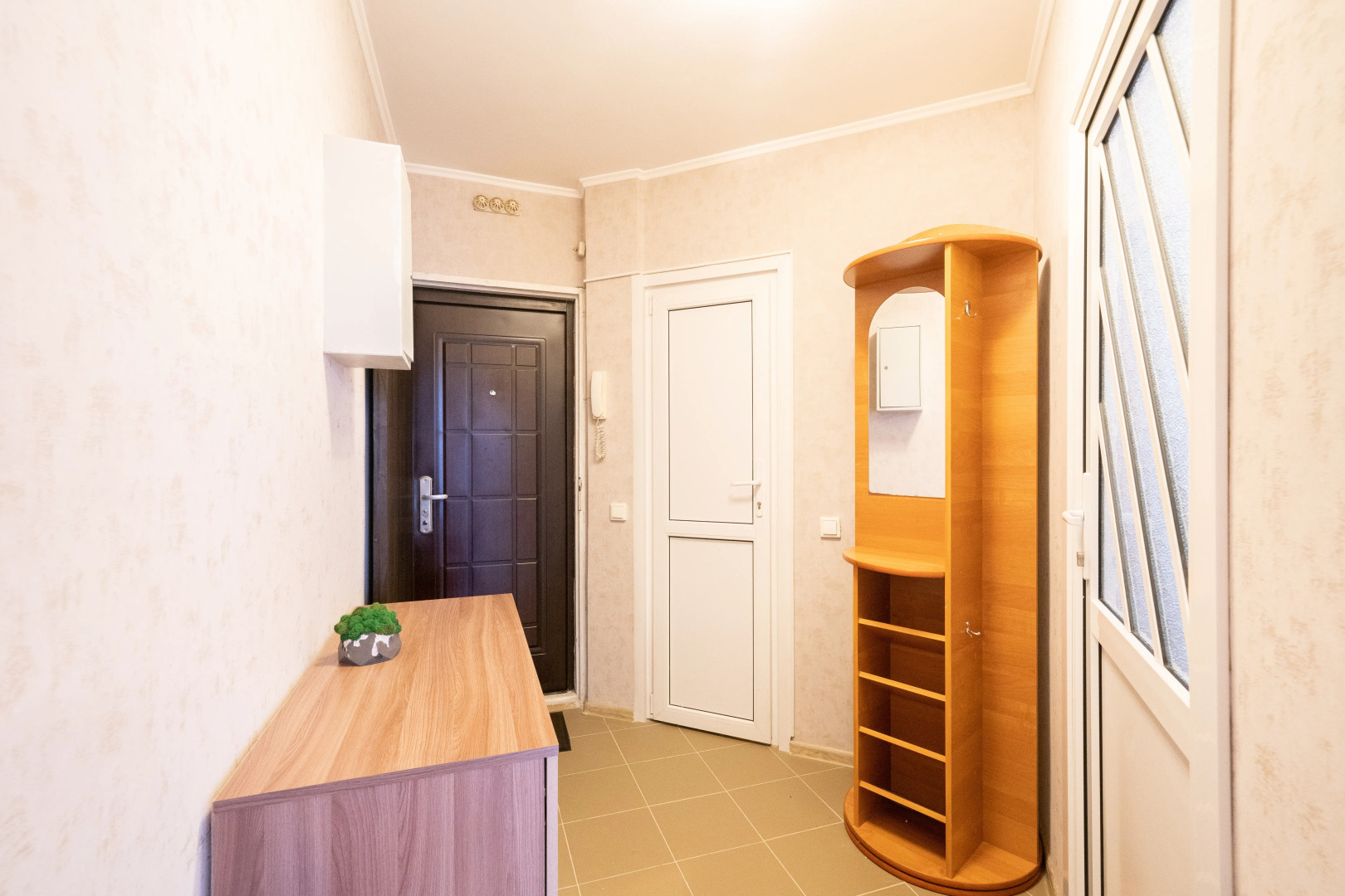 Квартира с балконом у госпиталя ветеранов