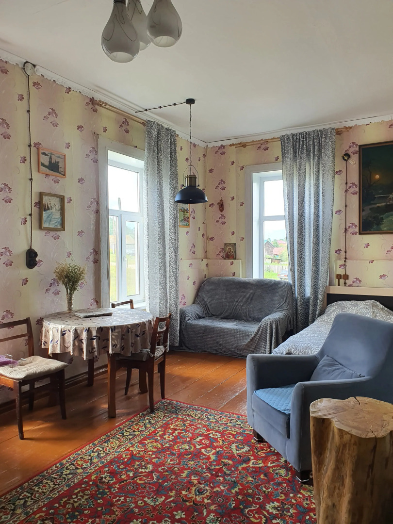 Квартира в старинном особняке Воскресенская - памятник провинциального классицизма