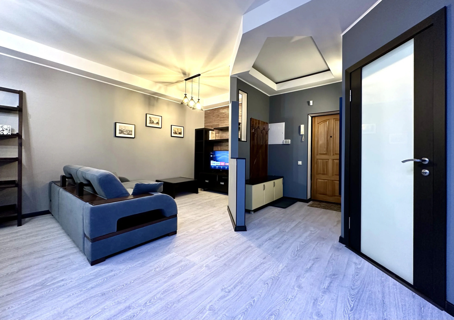 Квартира 2-комнатная Cтудия Yarapartments на Первомайской 19