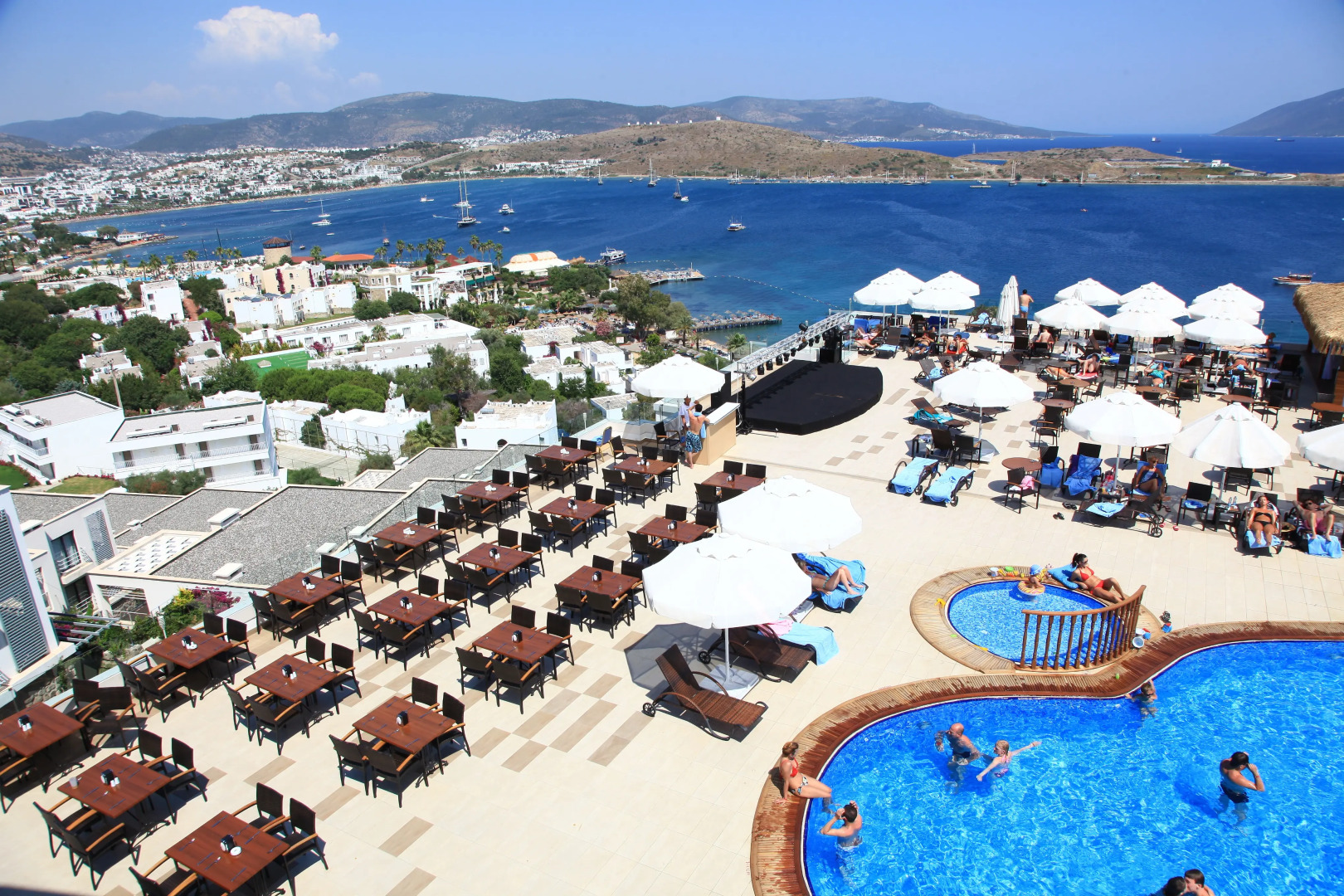 Royal Arena Hotel & Resort Spa - All Inclusive