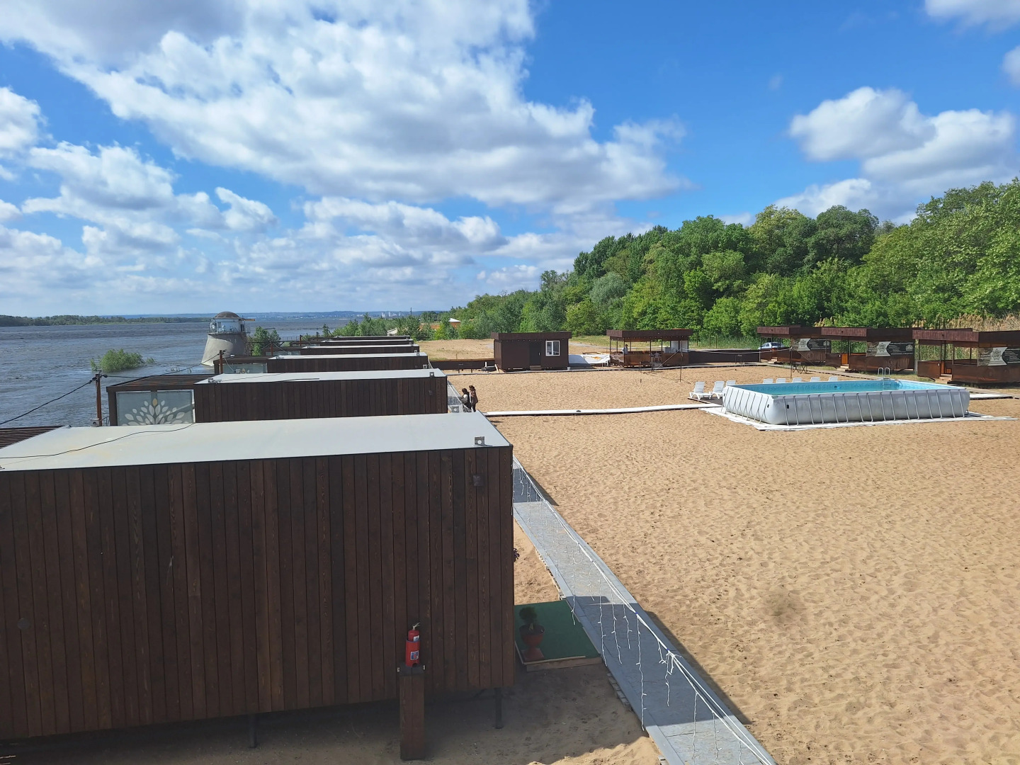 Глэмпинг Солнце, воздух и вода