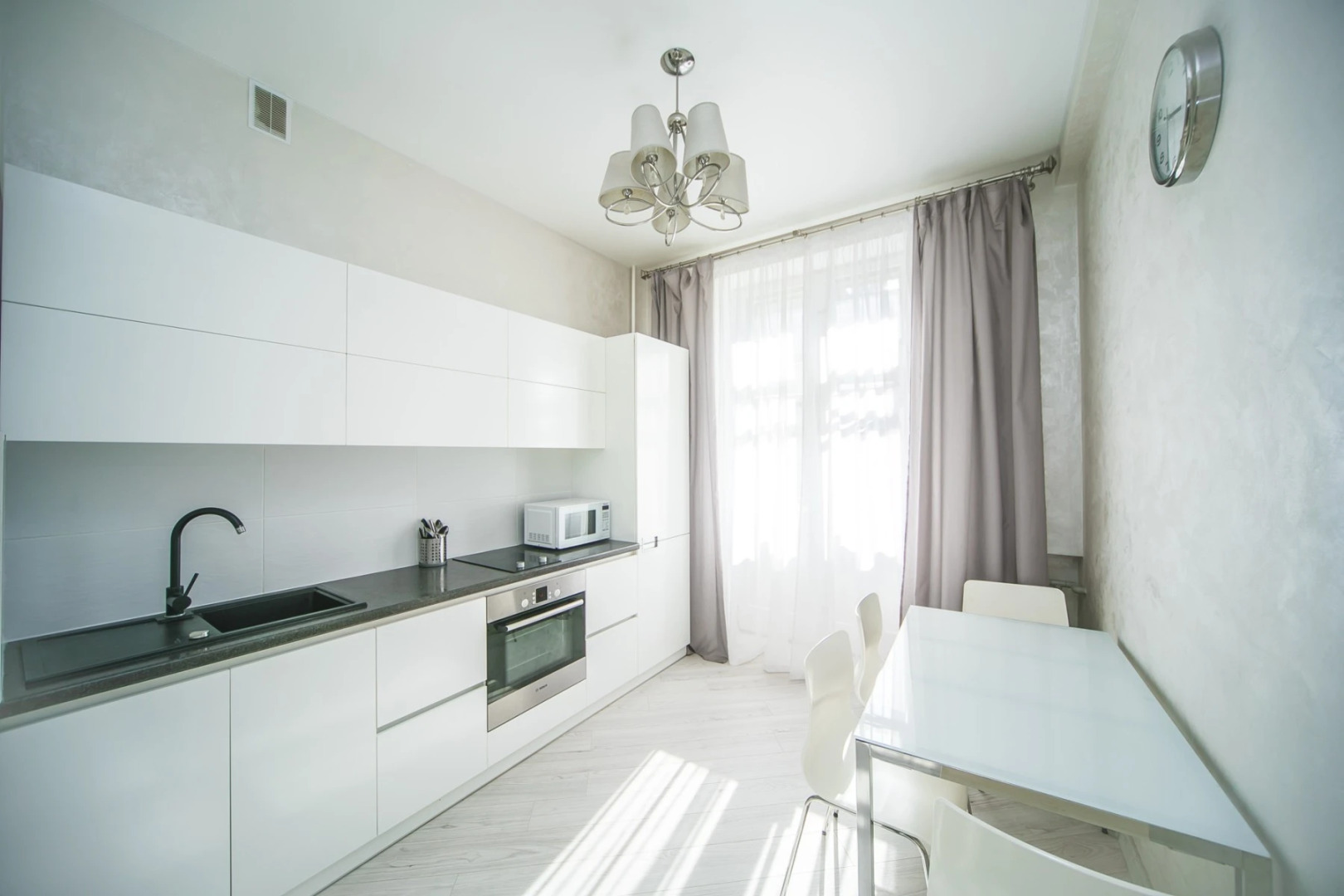 Апартаменты 2х комнатные Карла Маркса 45 Центр