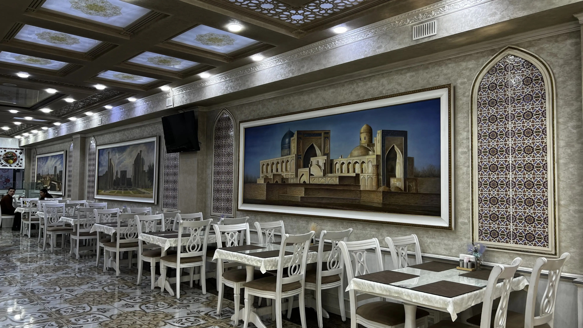 Ohu Palace Hotel & Restaurant