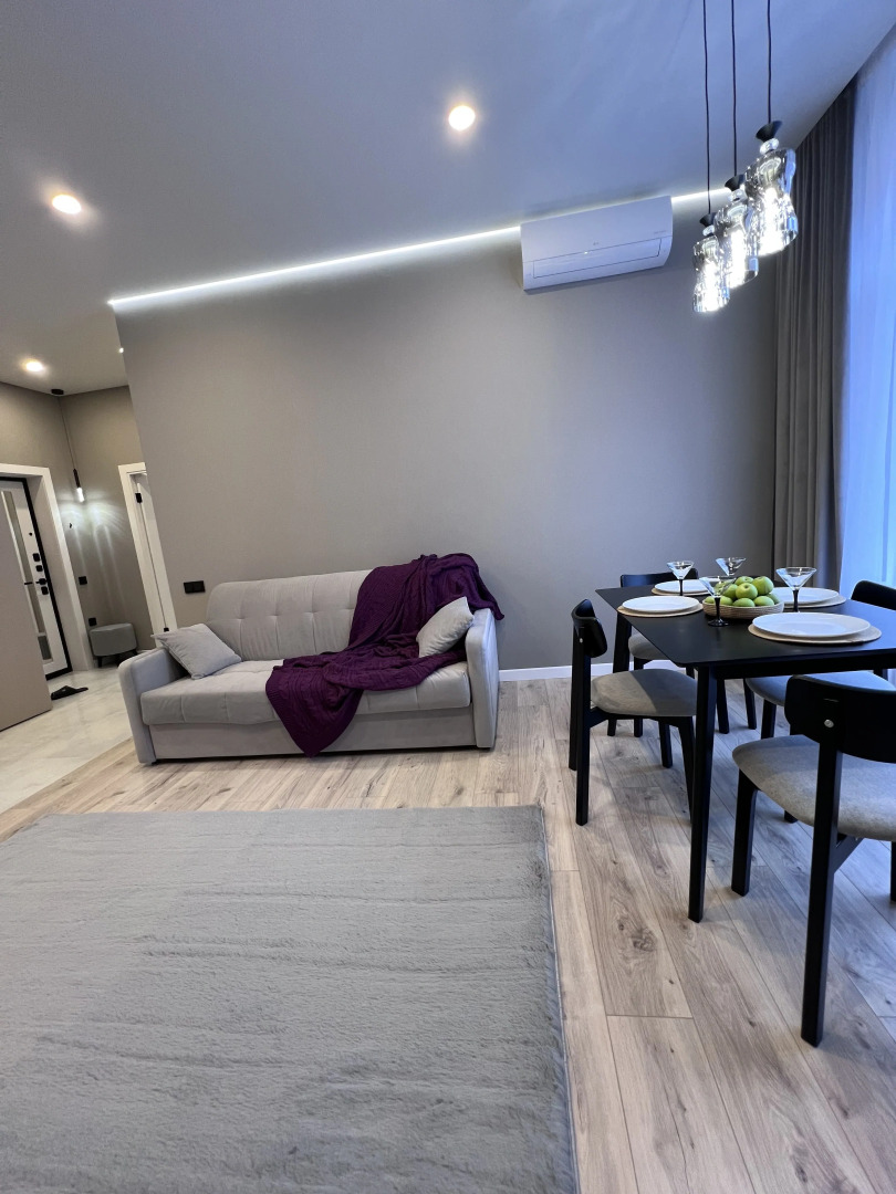 Квартира Новая евродвушка с дизайнерским ремонтом