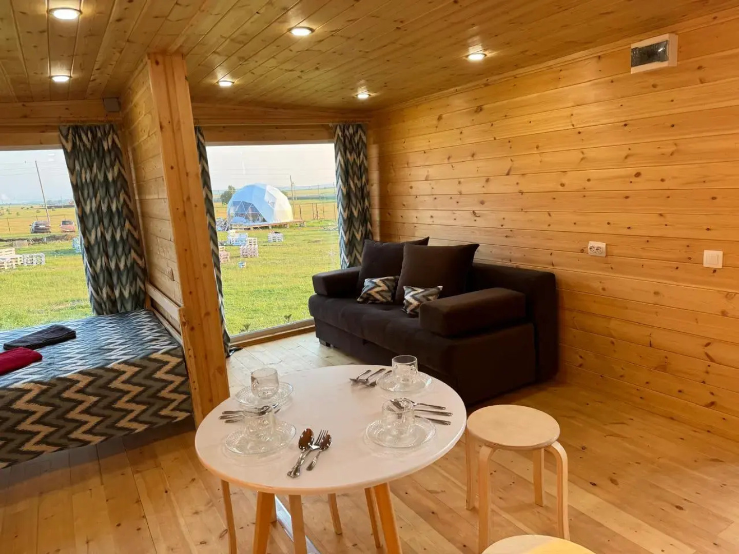 Отель Хотон