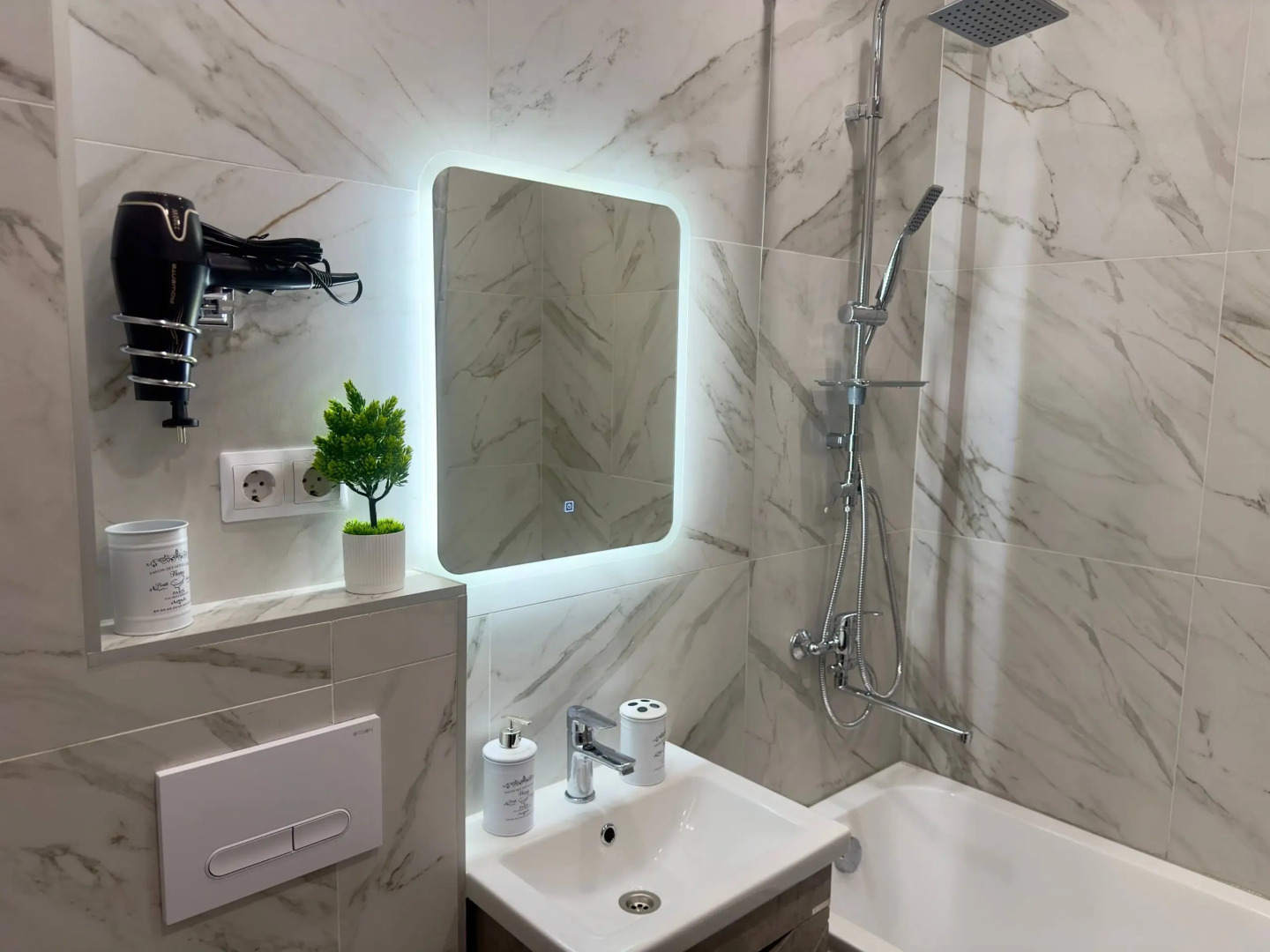 Апартаменты Уютная у Аэропорта