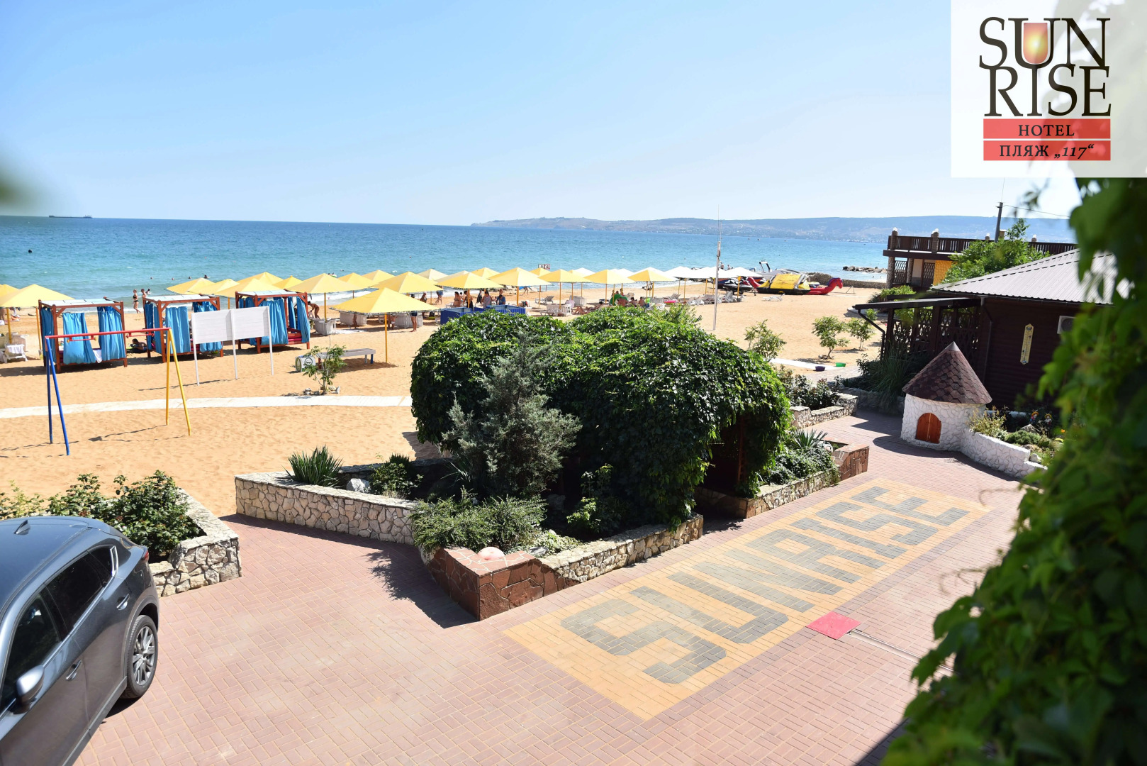 Отель Санрайз