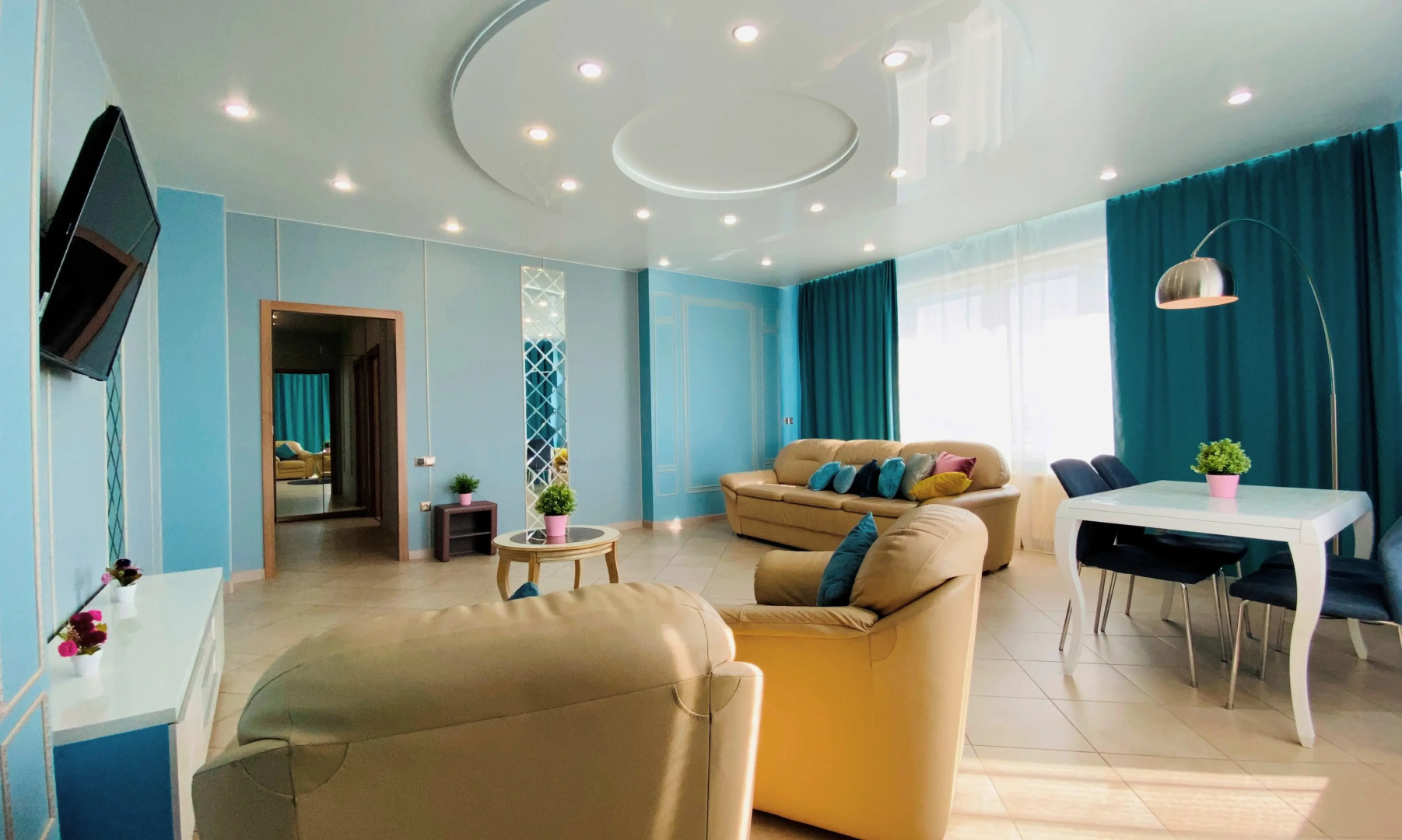 Апартаменты ИннХоум Panorama&Riverside de Luxe