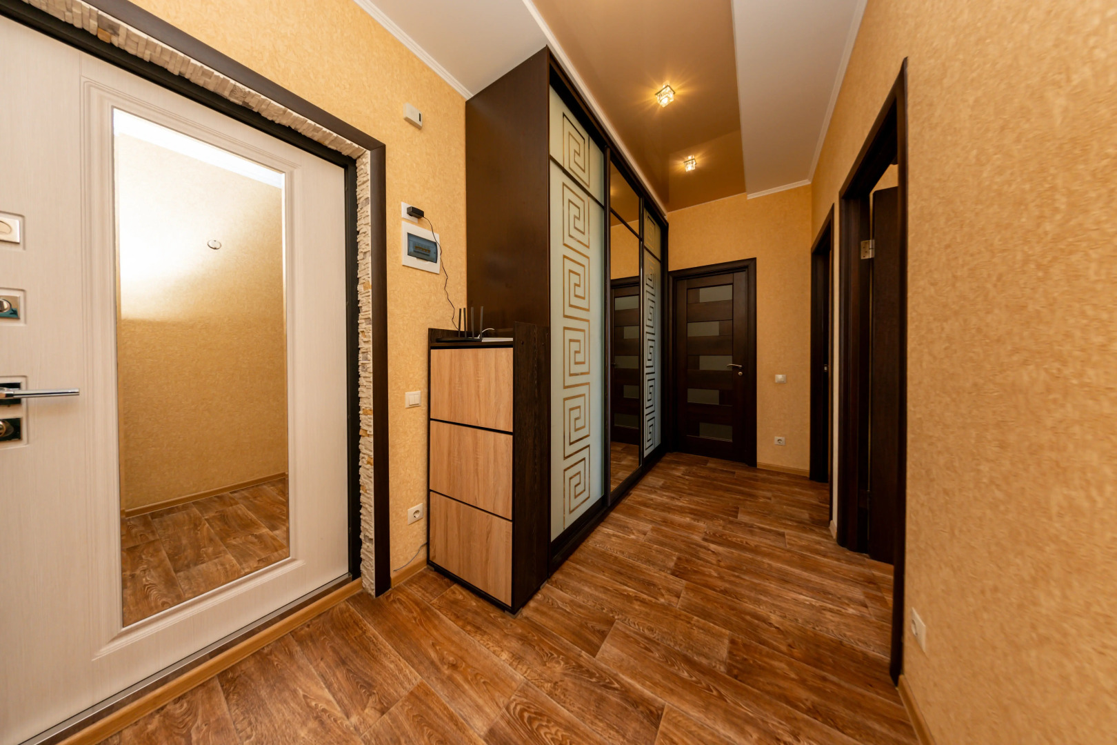 Квартира у Пляжа Парк Победы на 4 Гостей с Видом на Море