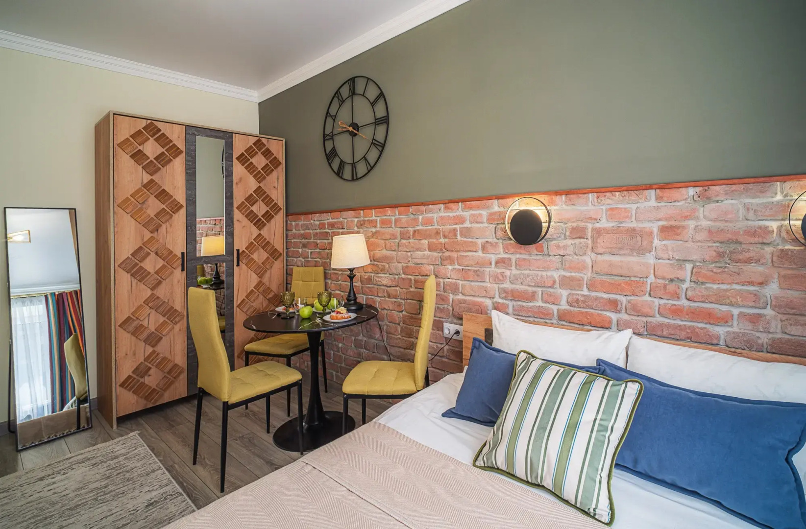 Апартаменты Кранц в старинном стиле возле Озера