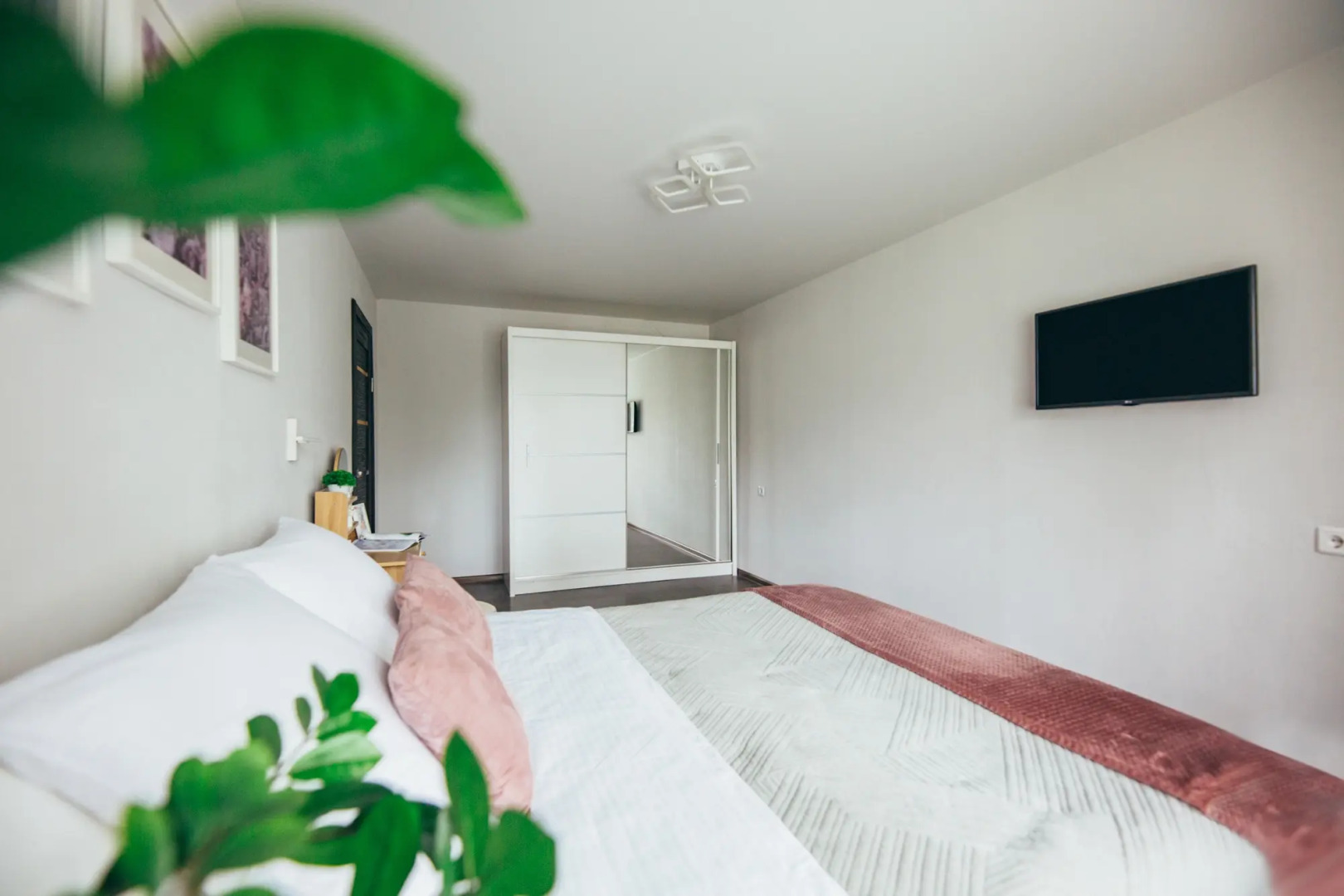 Апартаменты на Набережной Трибуца