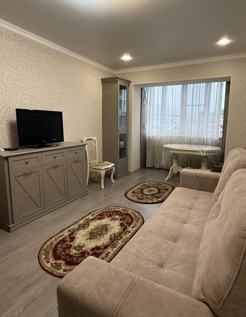 Квартира Уютная Квартира с Видом на горы в самом центре Владикавказа.