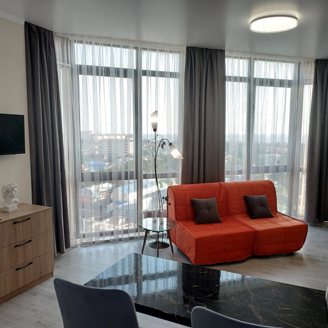 Квартира с Видом на Море и Панорамными Окнами