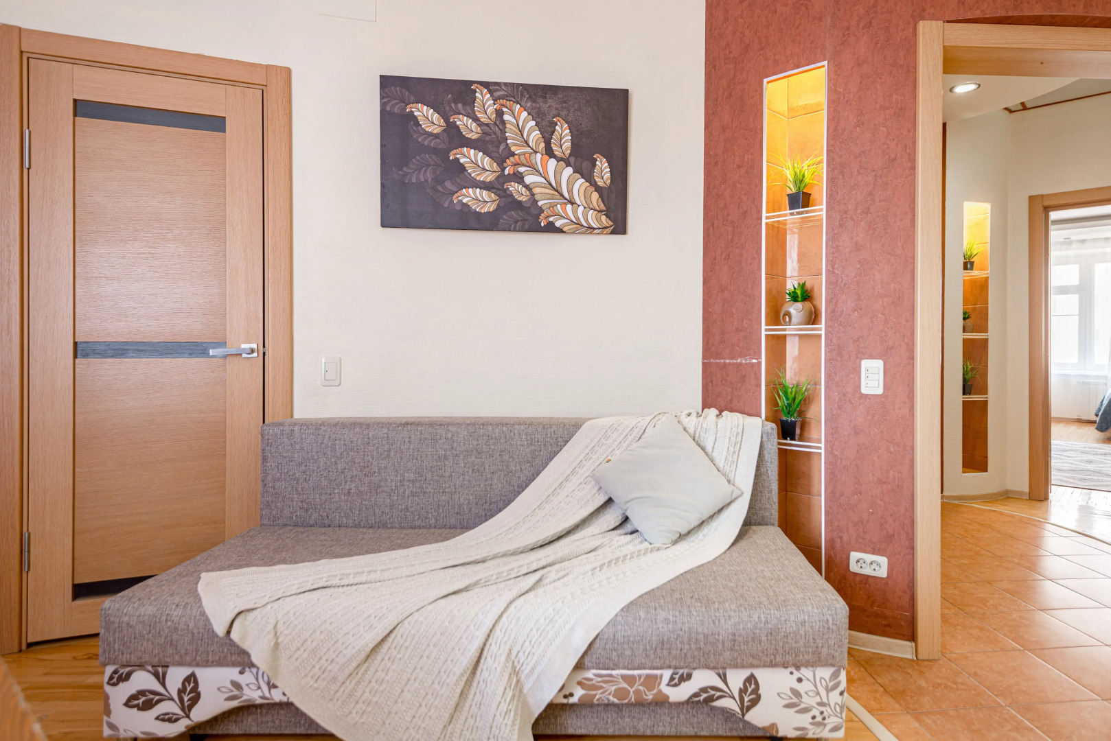 Квартира 2-к просторная в престижном тихом мкр. по Юрьева 8/7 от RentAp, 6 сп.мест