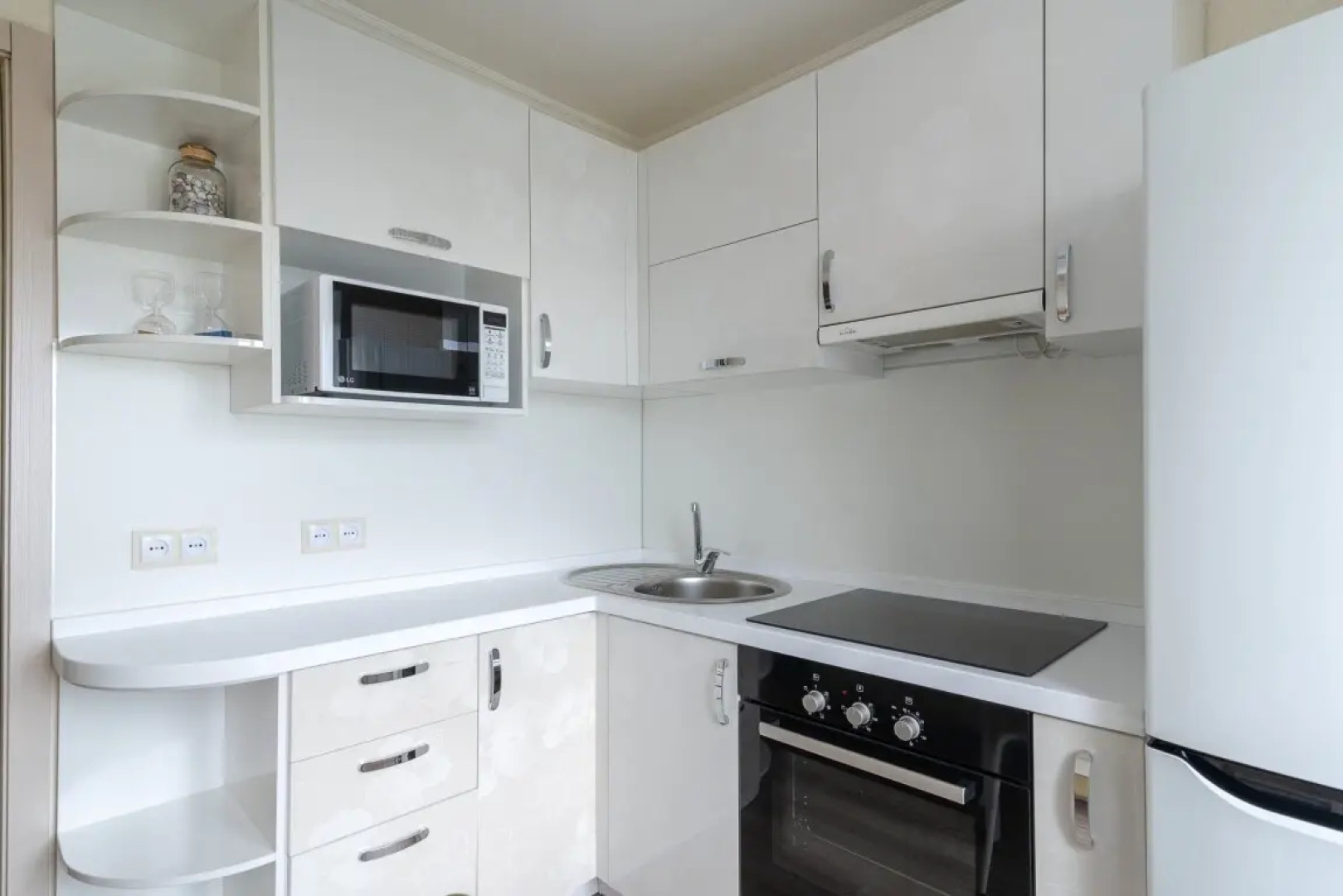 Апартаменты Двухкомнатные с двуспальной кроватью и двумя диванами