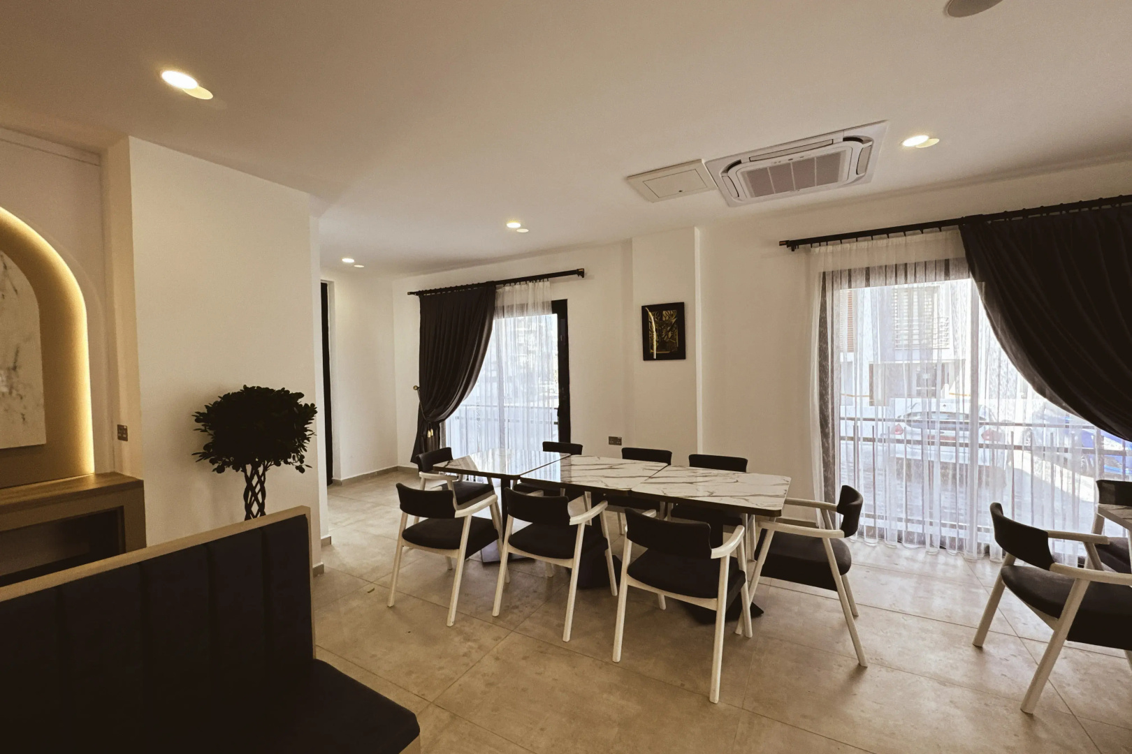 Dorana Art Hotel