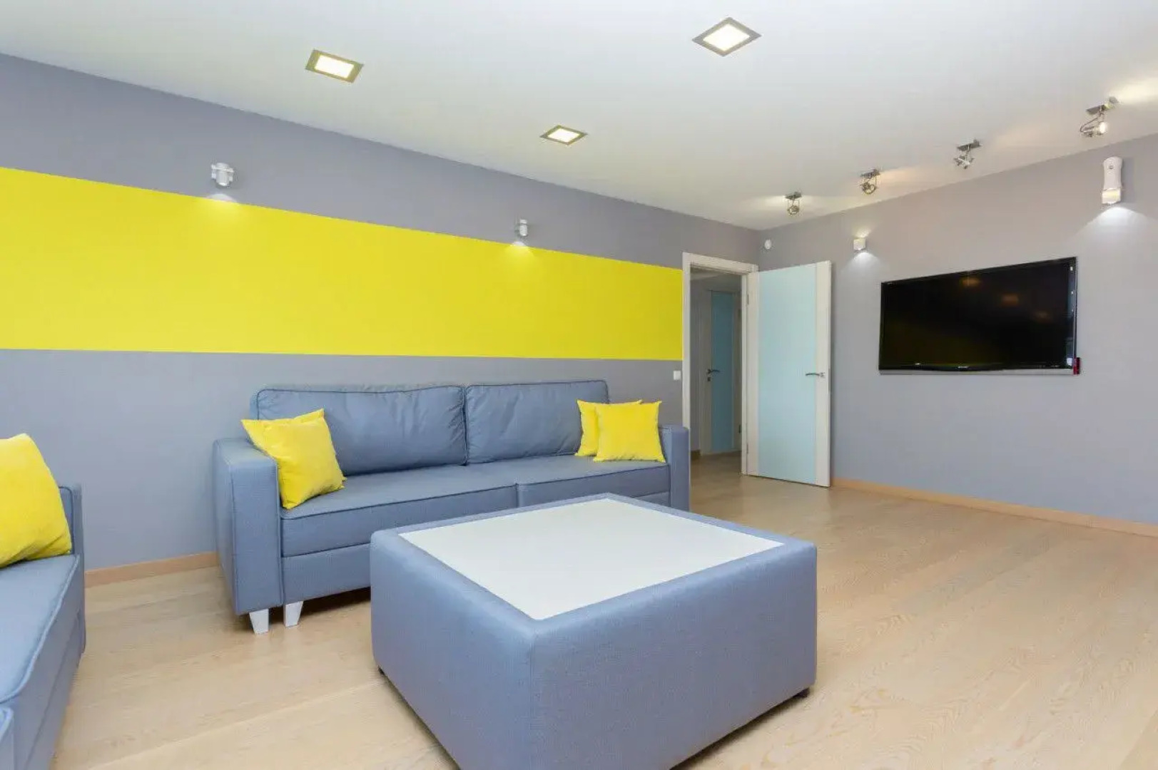 Апартаменты  ТРЕХКОМНАТНЫЕ АПАРТАМЕНТЫ НА НЕМИГЕ