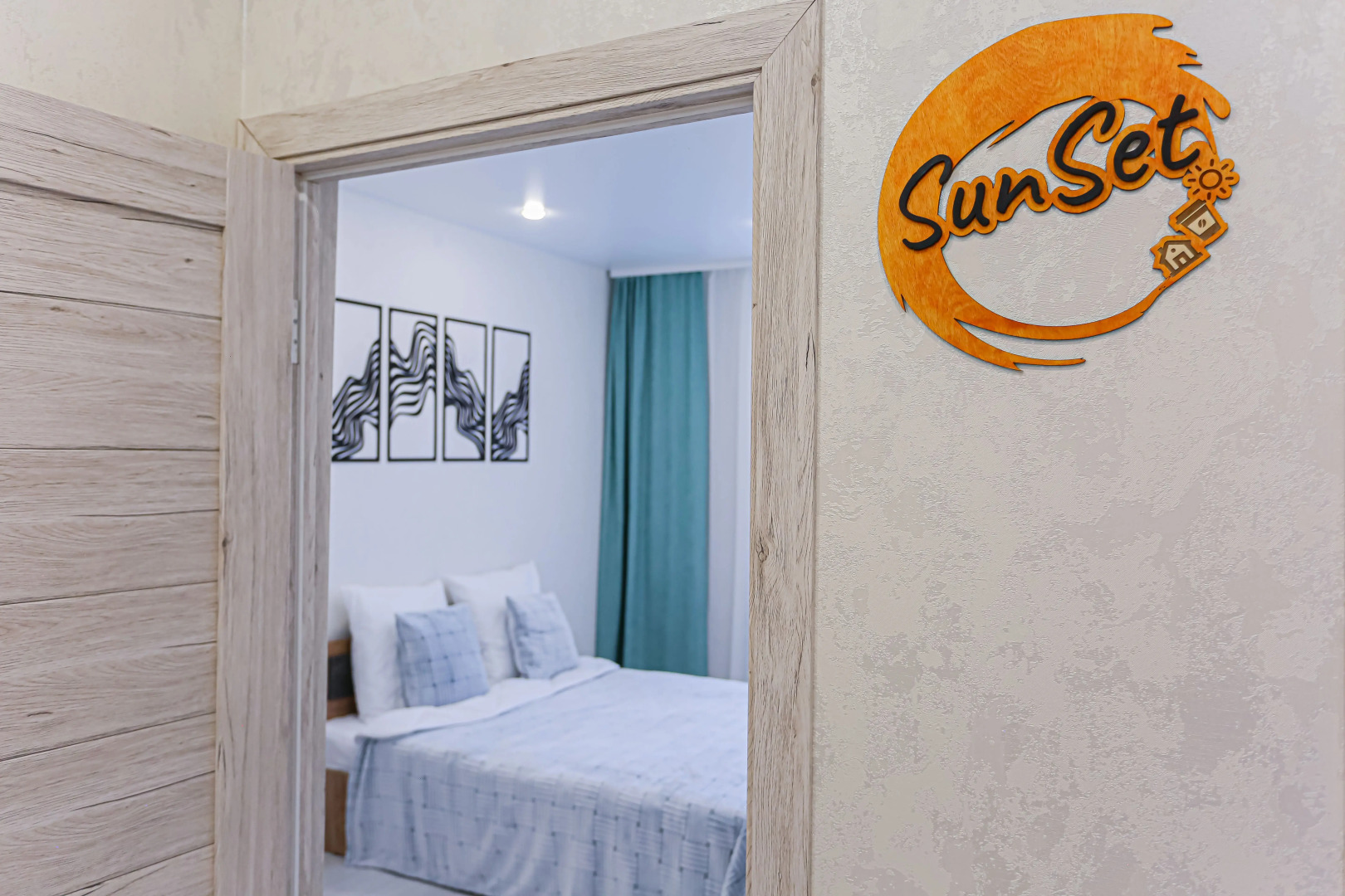 Апартаменты SunSet Академика Чазова