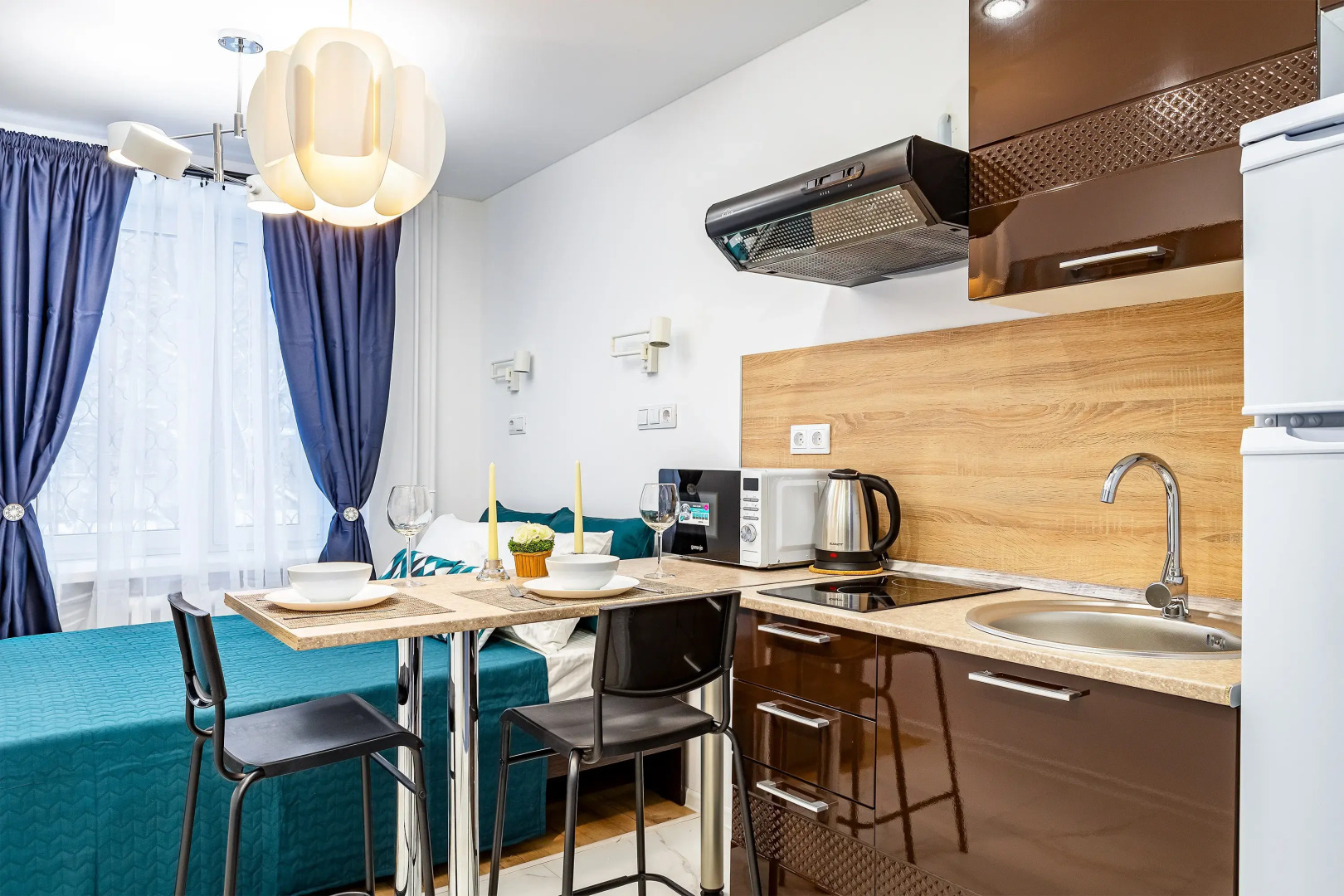 Апартаменты InHome24 в 3-5 минутах хотьбы от остановок общественного транспорта