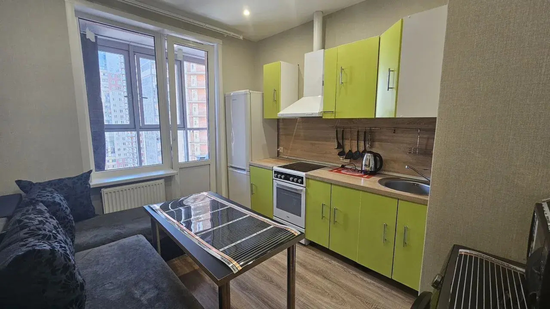 Квартира просторная на бульваре Космонавтов 5