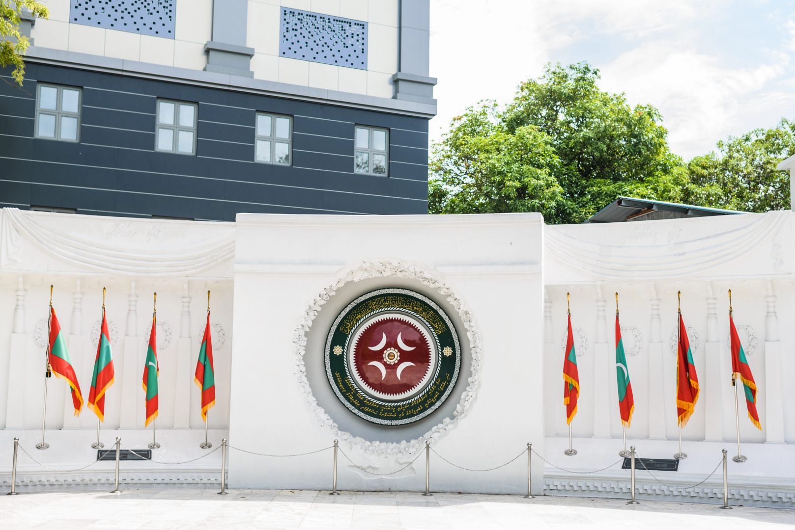 Курортный отель Bandos Maldives