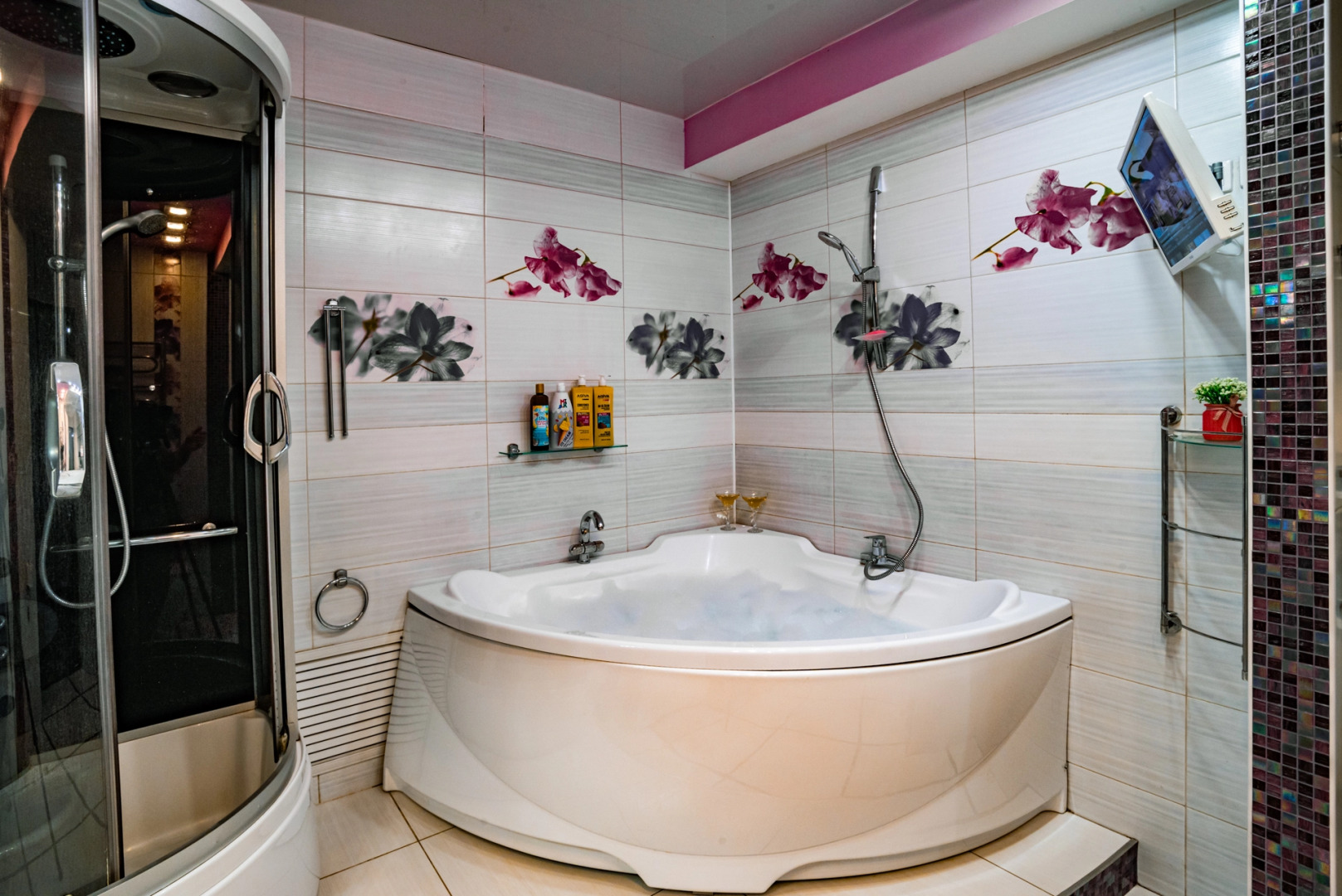 Шикарная квартира с дизайнерским ремонтом "Inspiration"