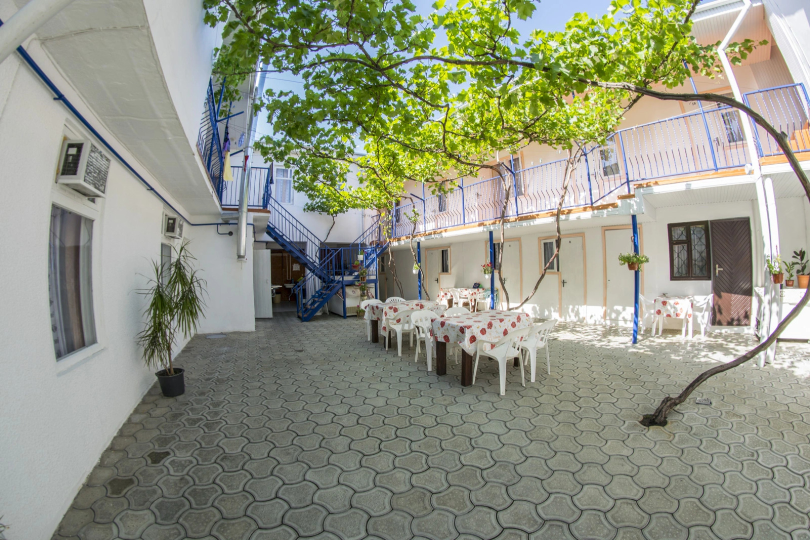 Гостевой дом Кипарис 2