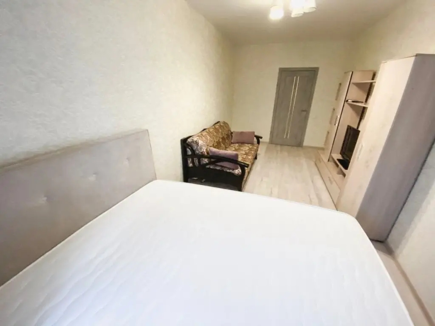 Квартира Галерея РRО на Площади Свободы 4