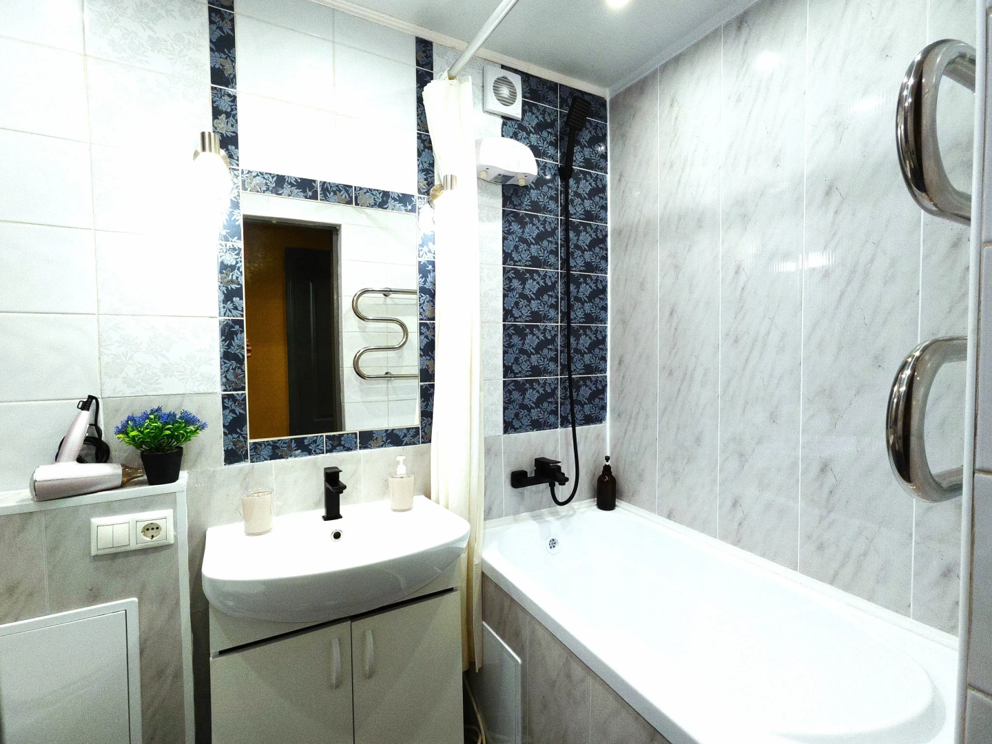 Квартира Трёхкомнатная в Центре Казани