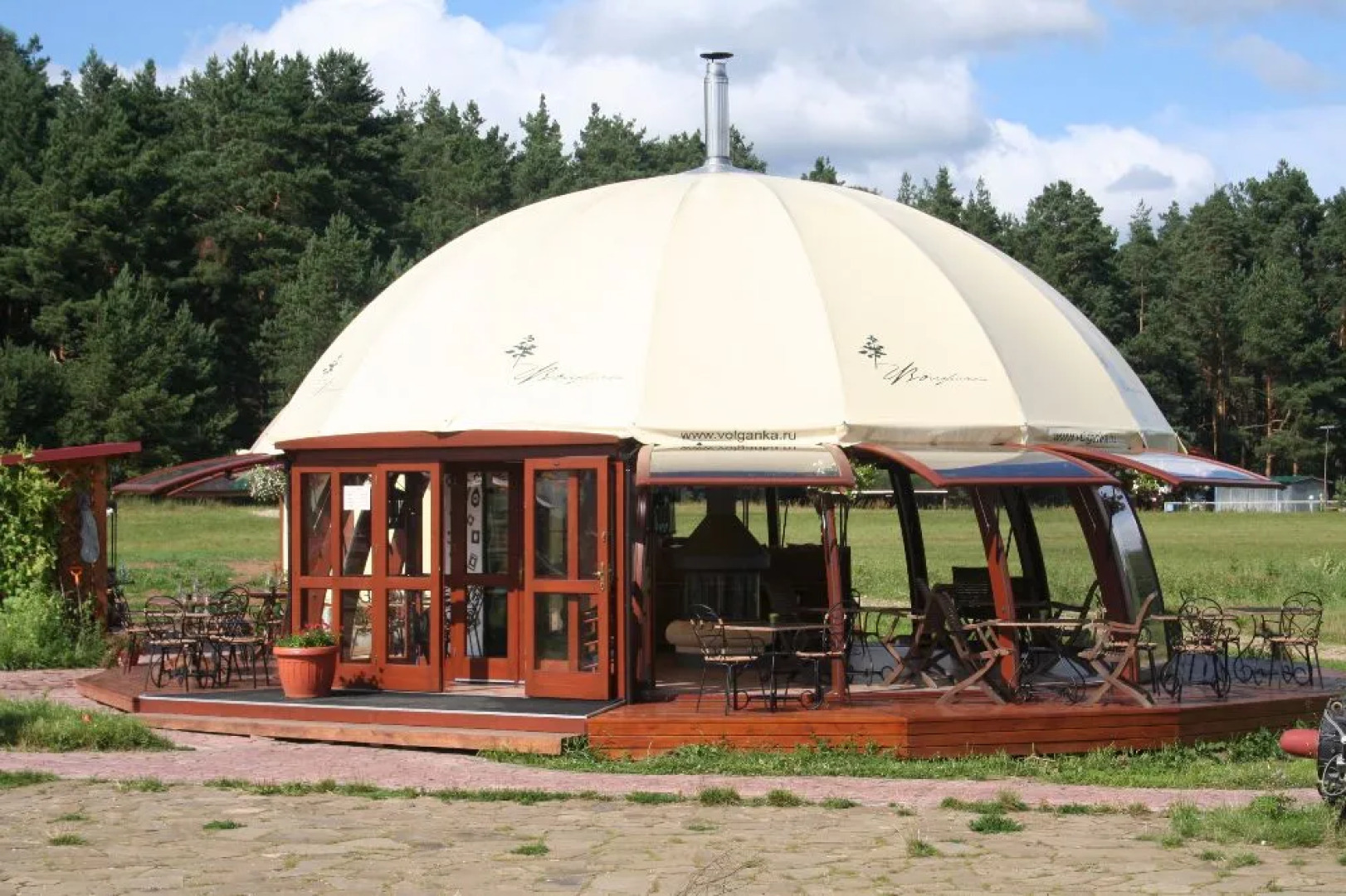 Отель Загородный комплекс  Волжанка