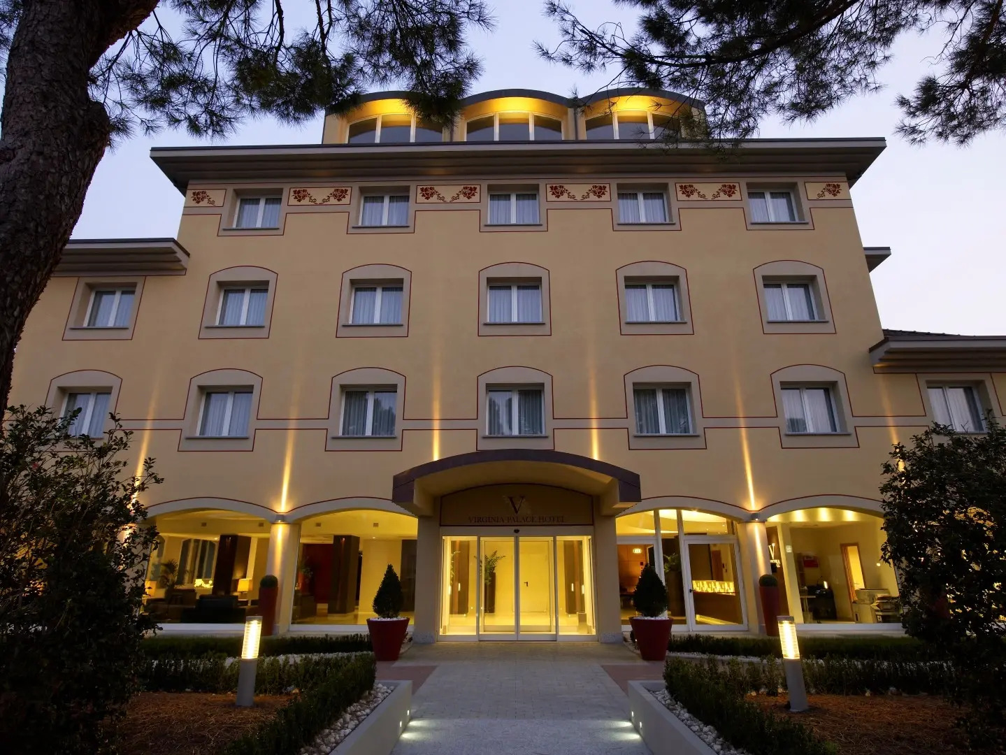 Отель VIRGINIA PALACE