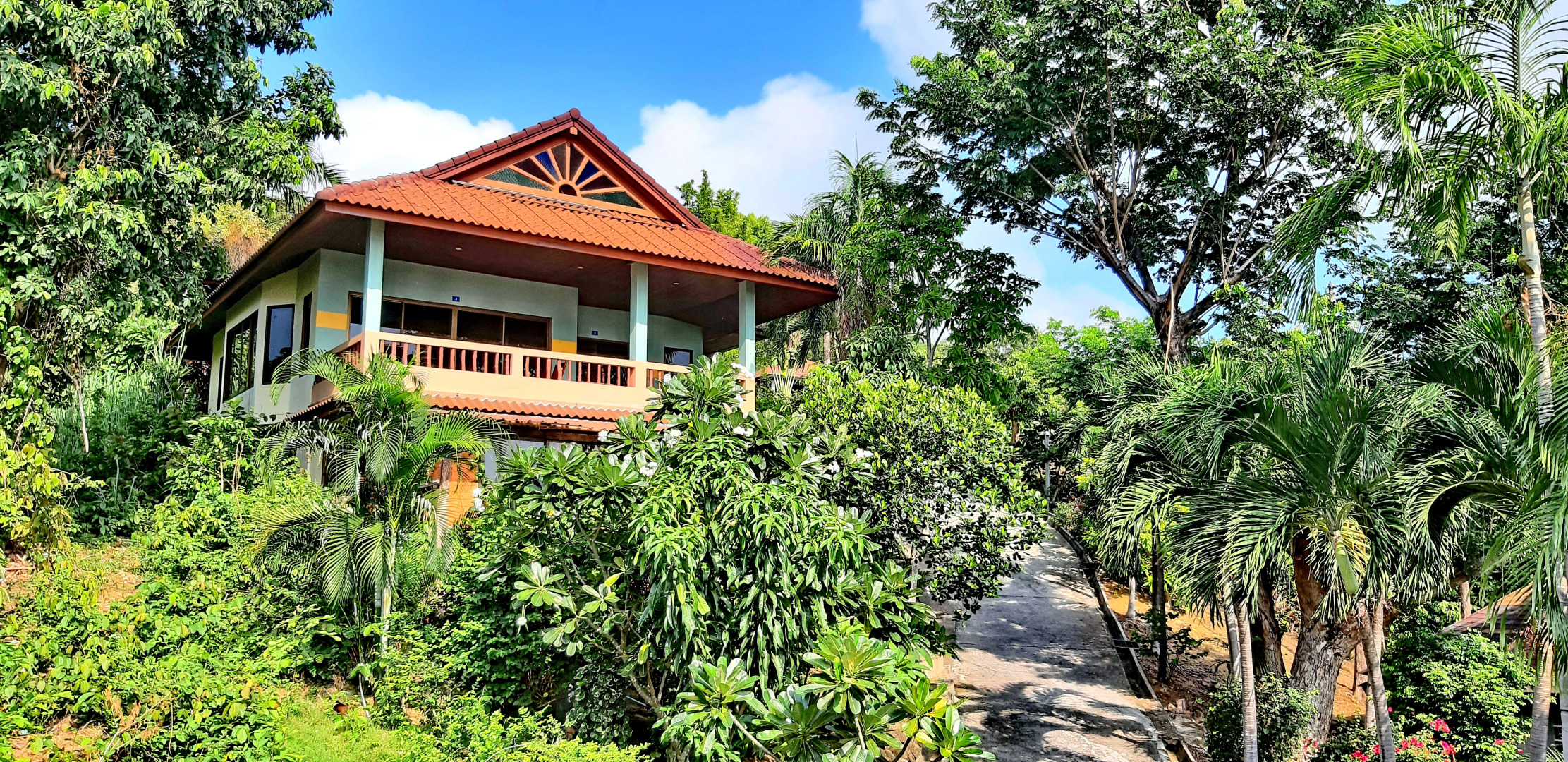 Отель Chaweng Bayview Resort