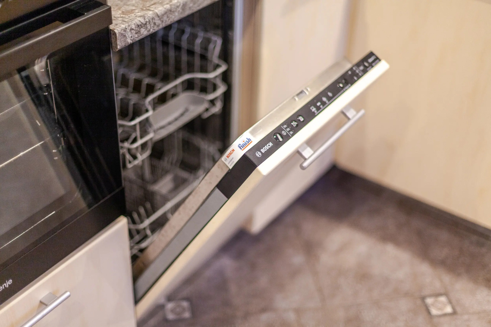 Апартаменты RentPlaza на набережной