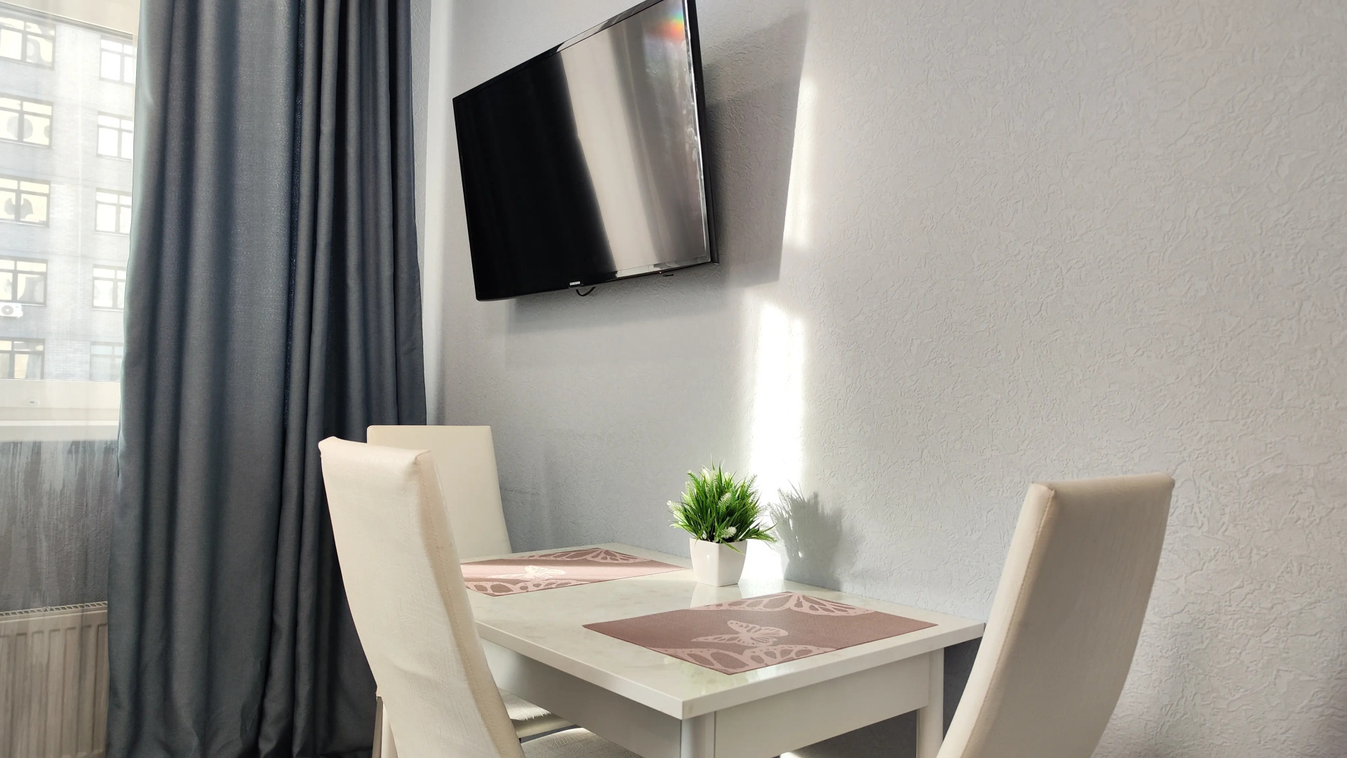 Апартаменты Panda Home возле реки