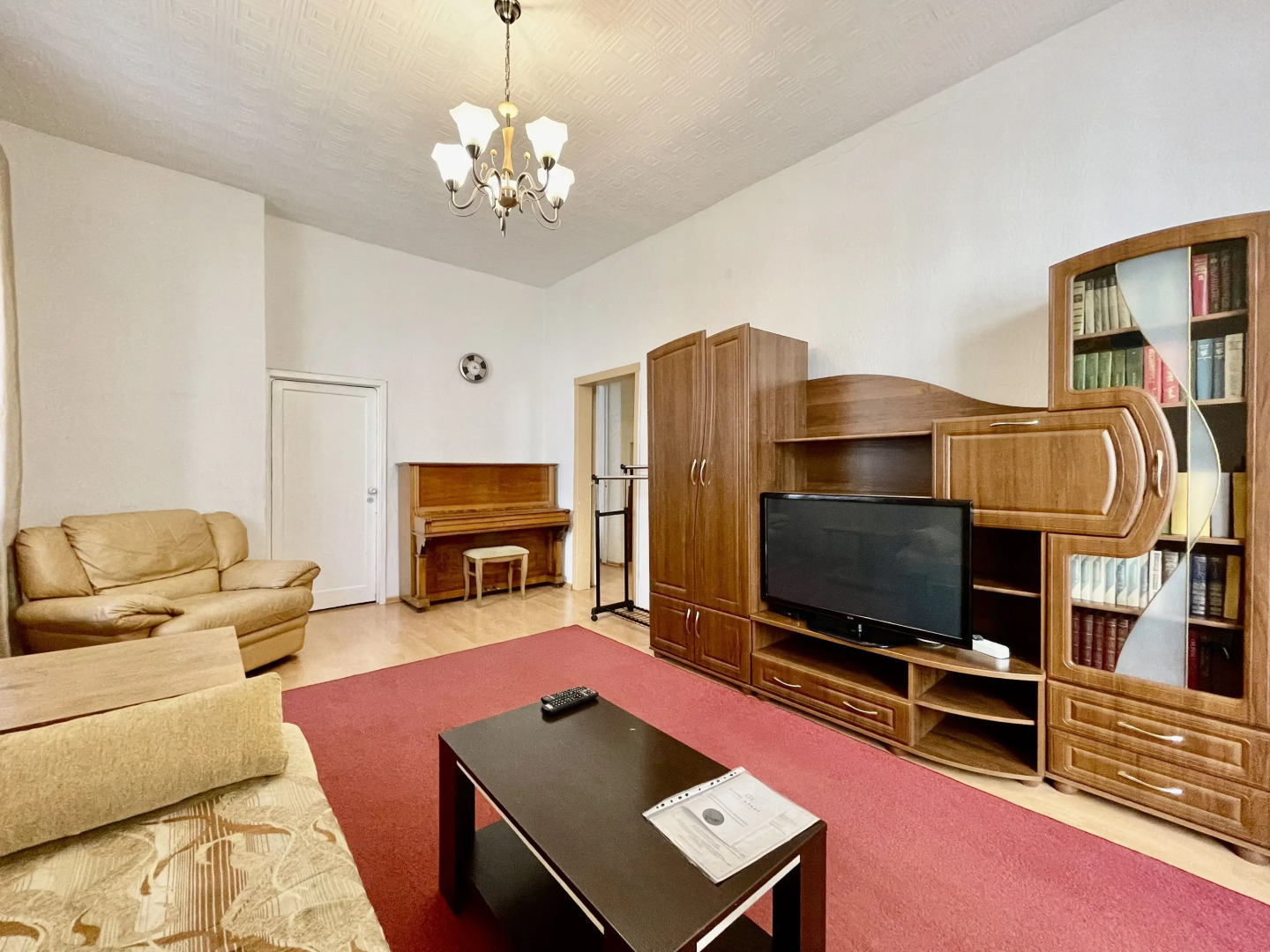 Апартаменты 3-комнатные HomeApart Комсомольская, 27