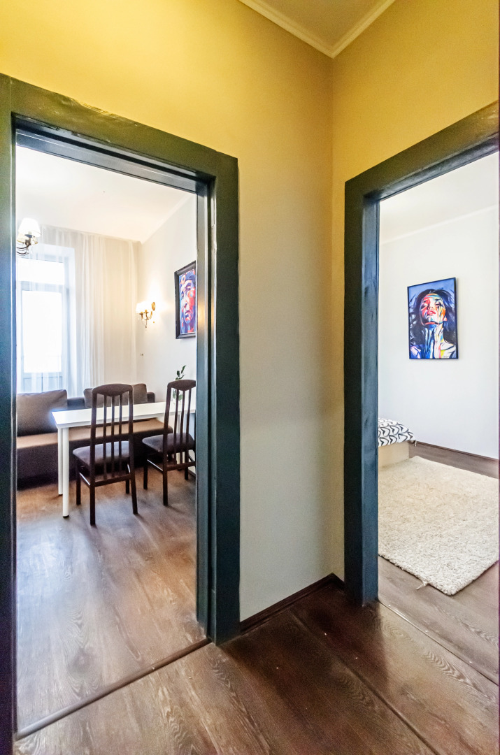 Апартаменты 1-к квартира (24) на Никитинской 108